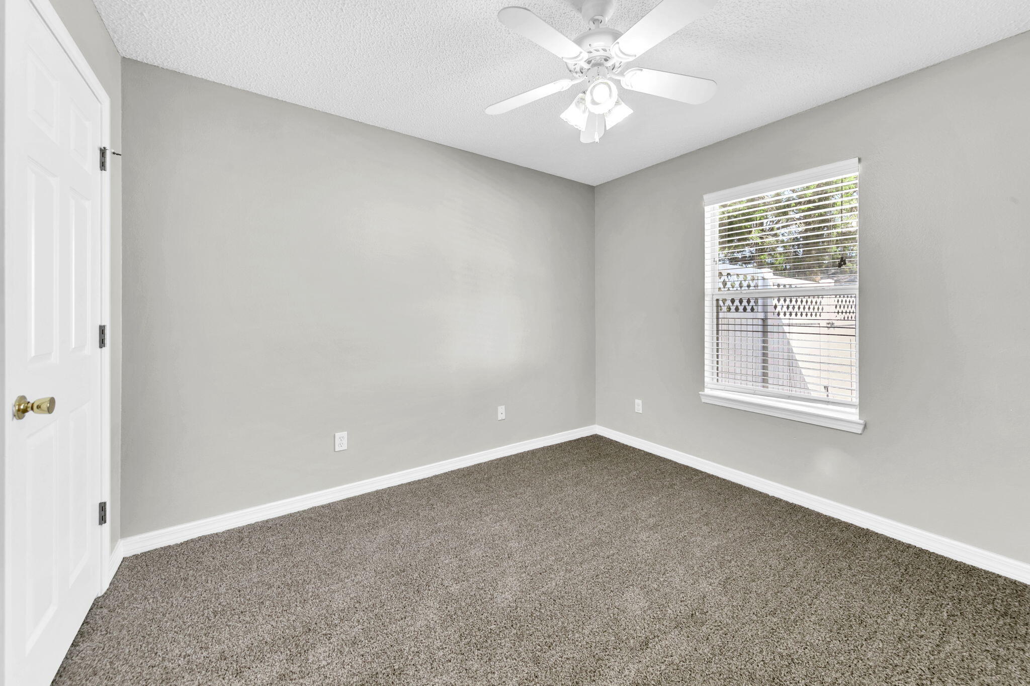 NORTHVIEW ESTATES 5TH ADDN - Residential