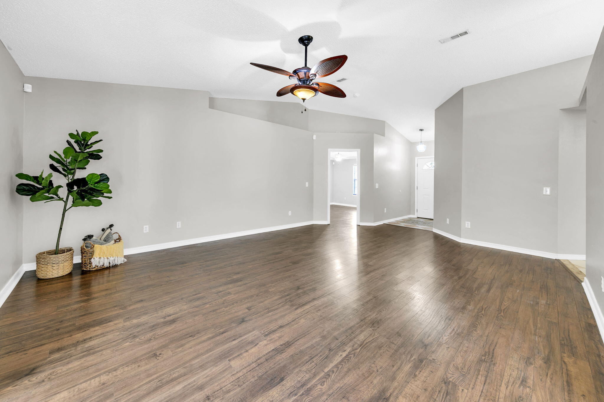 NORTHVIEW ESTATES 5TH ADDN - Residential