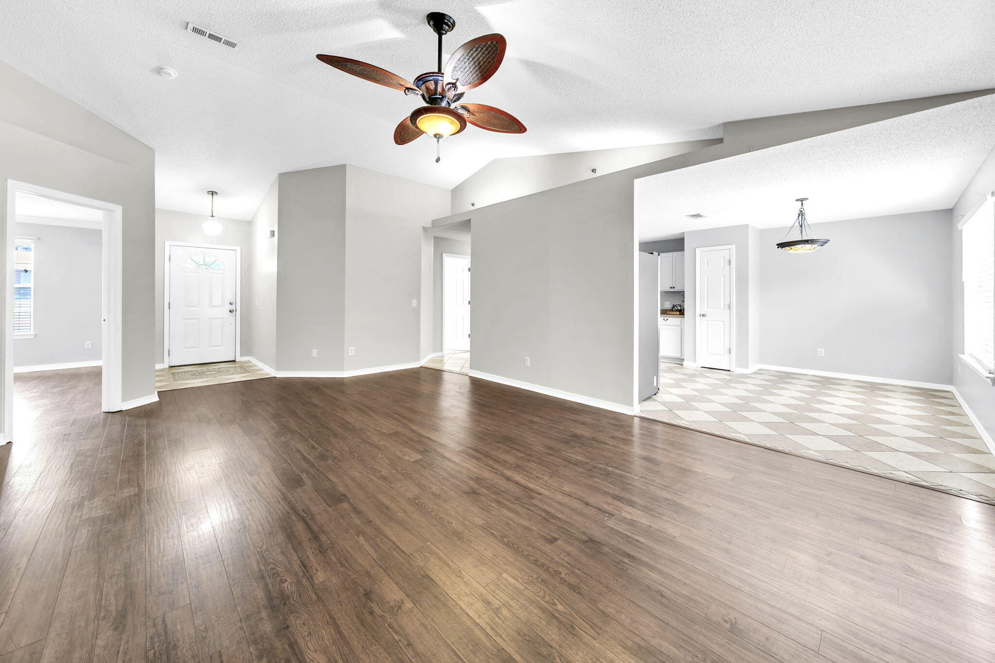 NORTHVIEW ESTATES 5TH ADDN - Residential