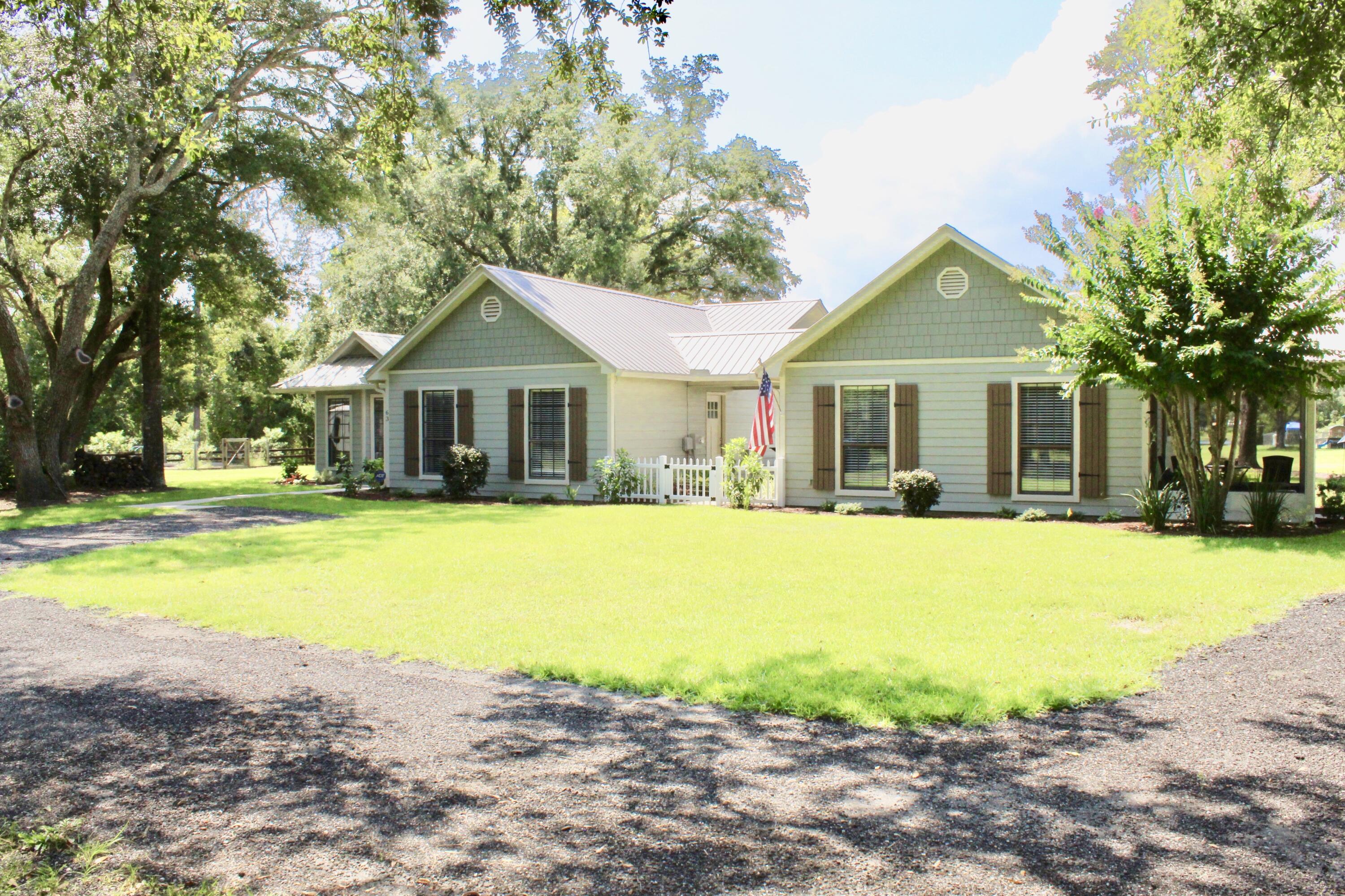 NO RECORDED SUBDIVISION - Residential