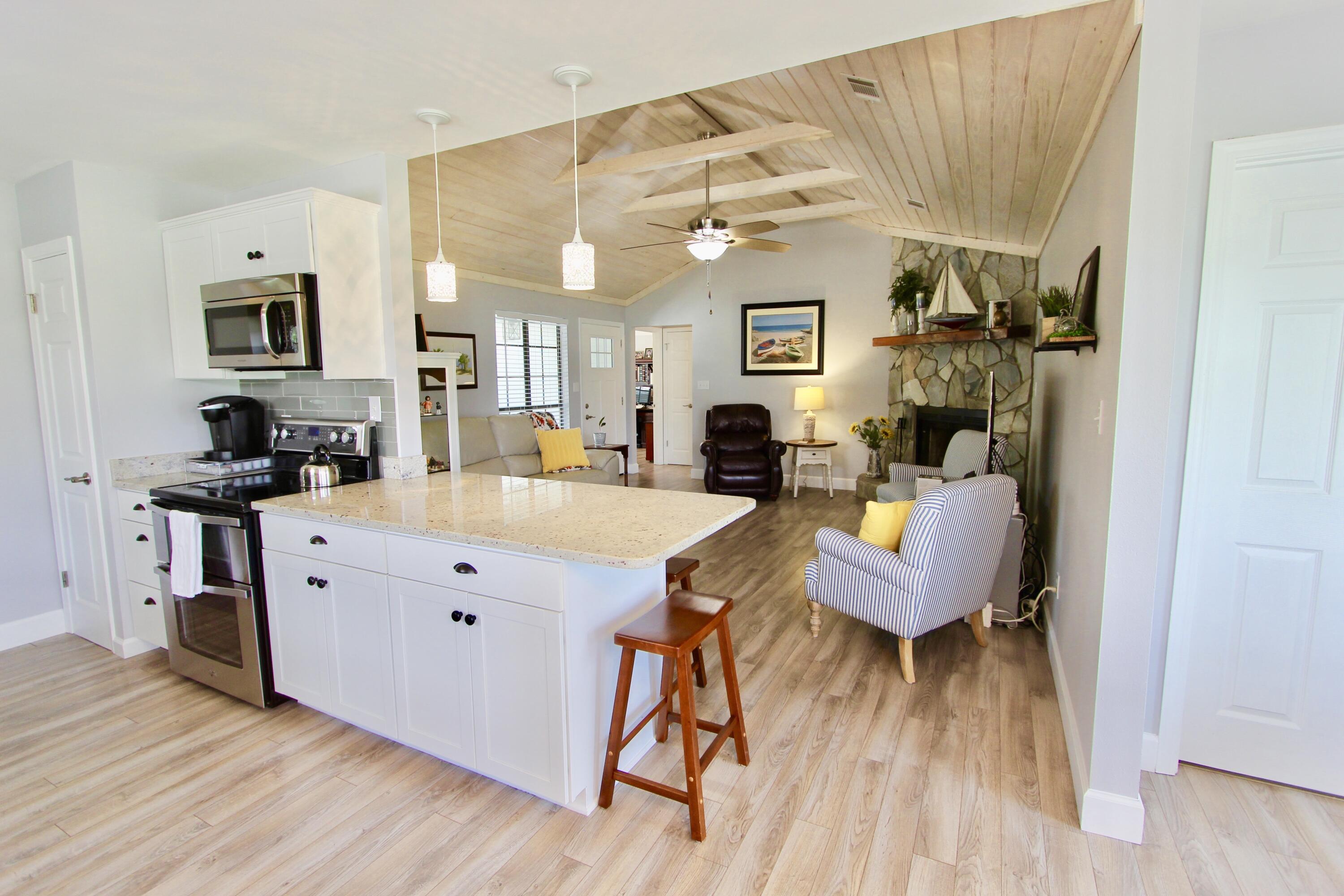 NO RECORDED SUBDIVISION - Residential