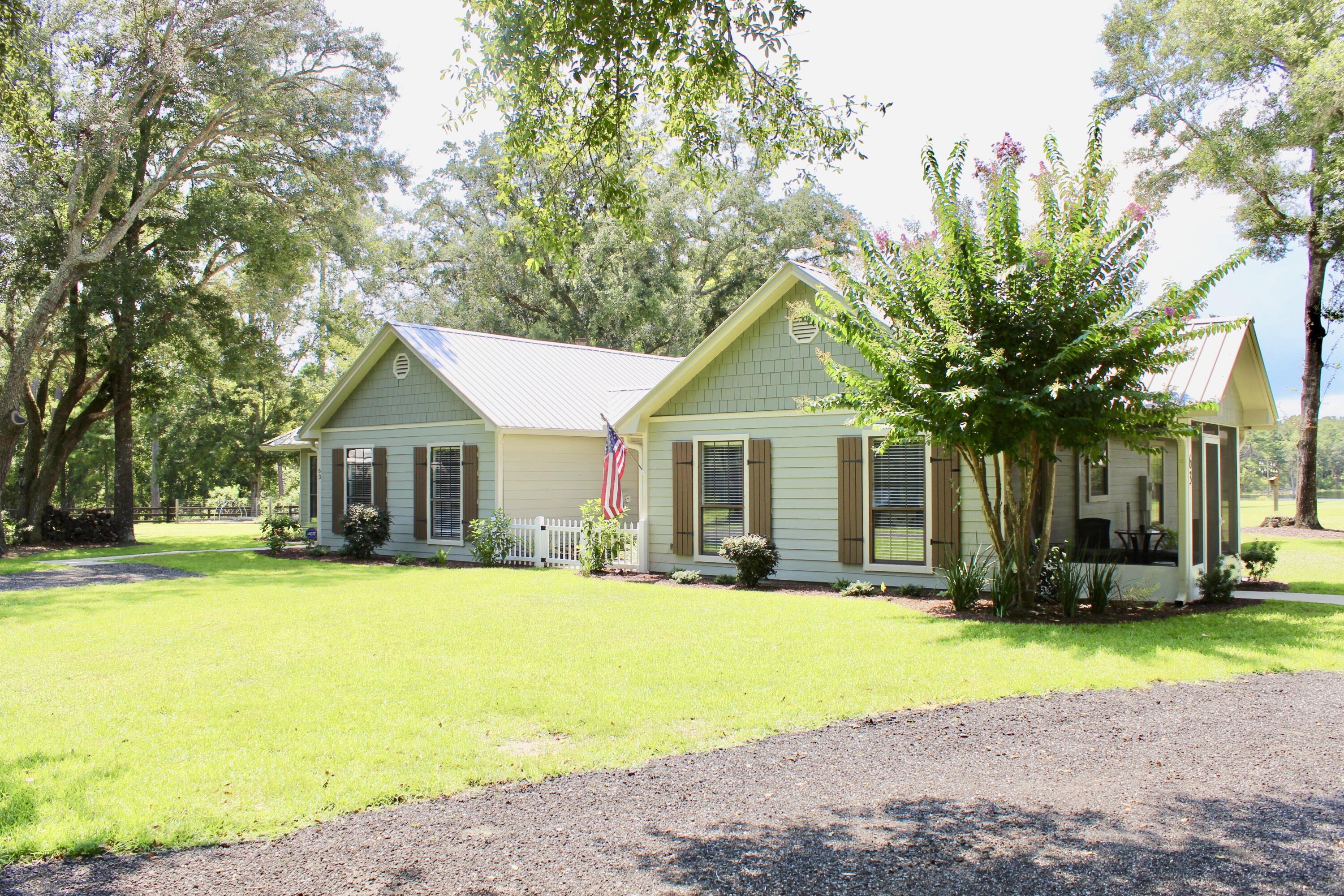 NO RECORDED SUBDIVISION - Residential