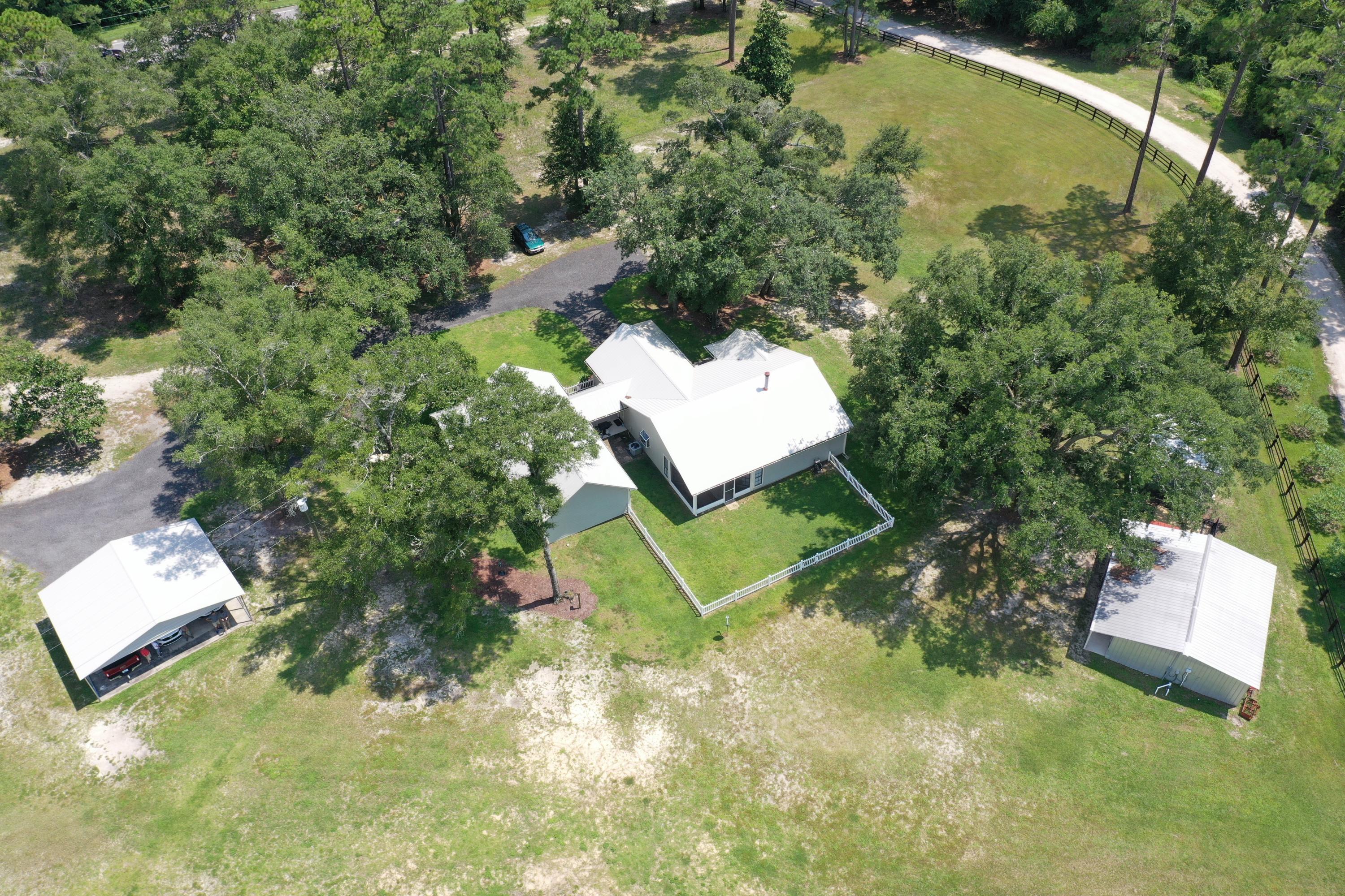 NO RECORDED SUBDIVISION - Residential