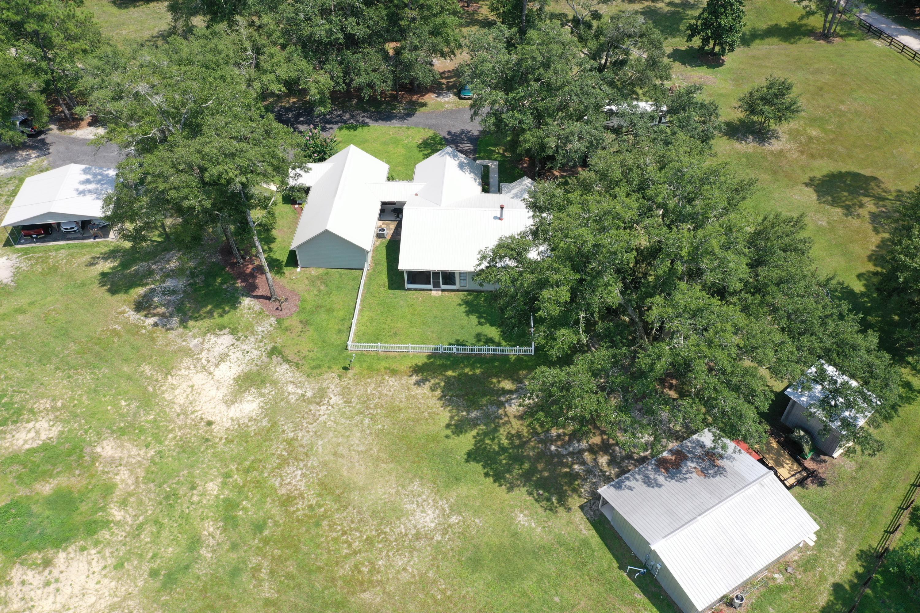 NO RECORDED SUBDIVISION - Residential