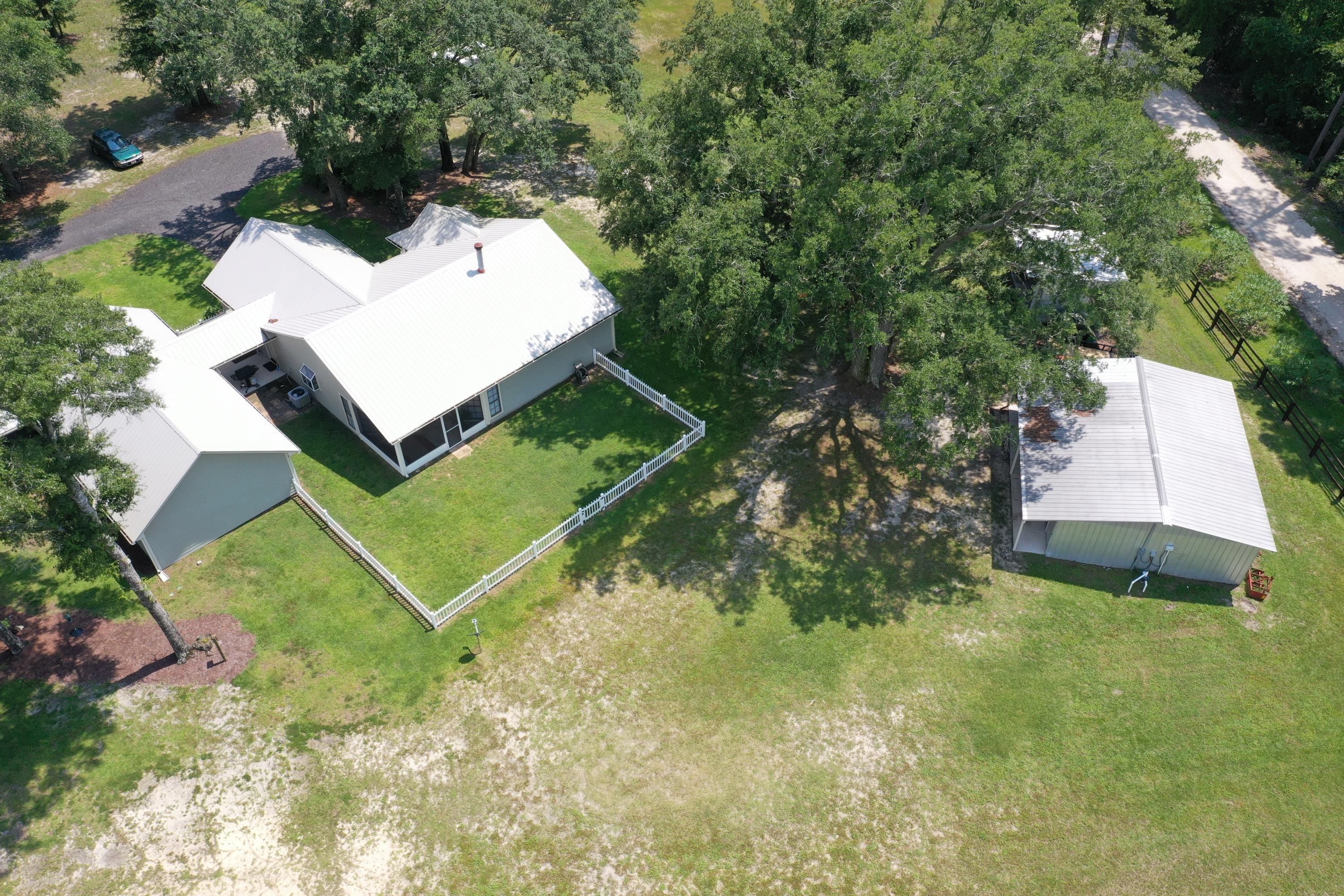 NO RECORDED SUBDIVISION - Residential