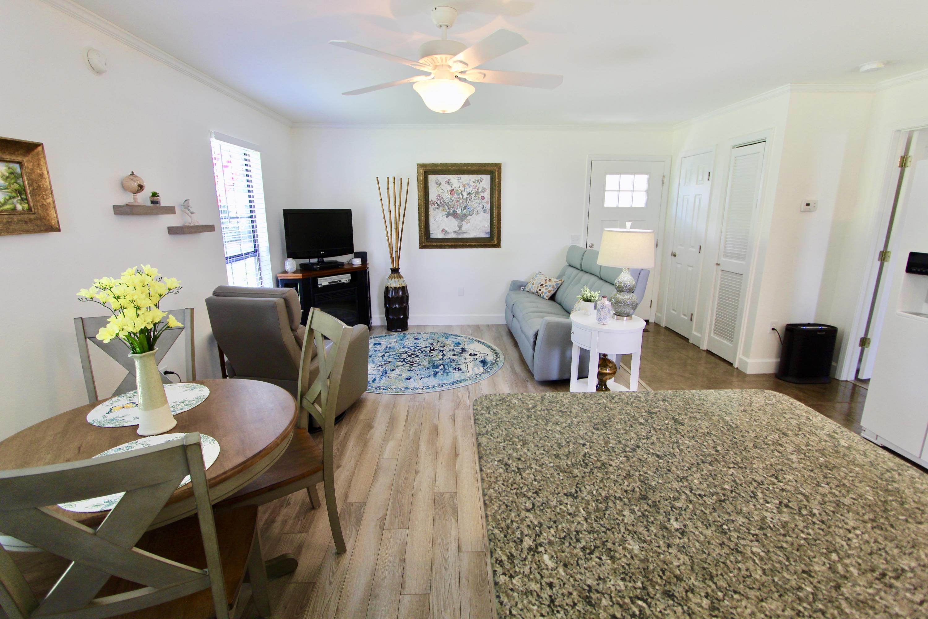 NO RECORDED SUBDIVISION - Residential