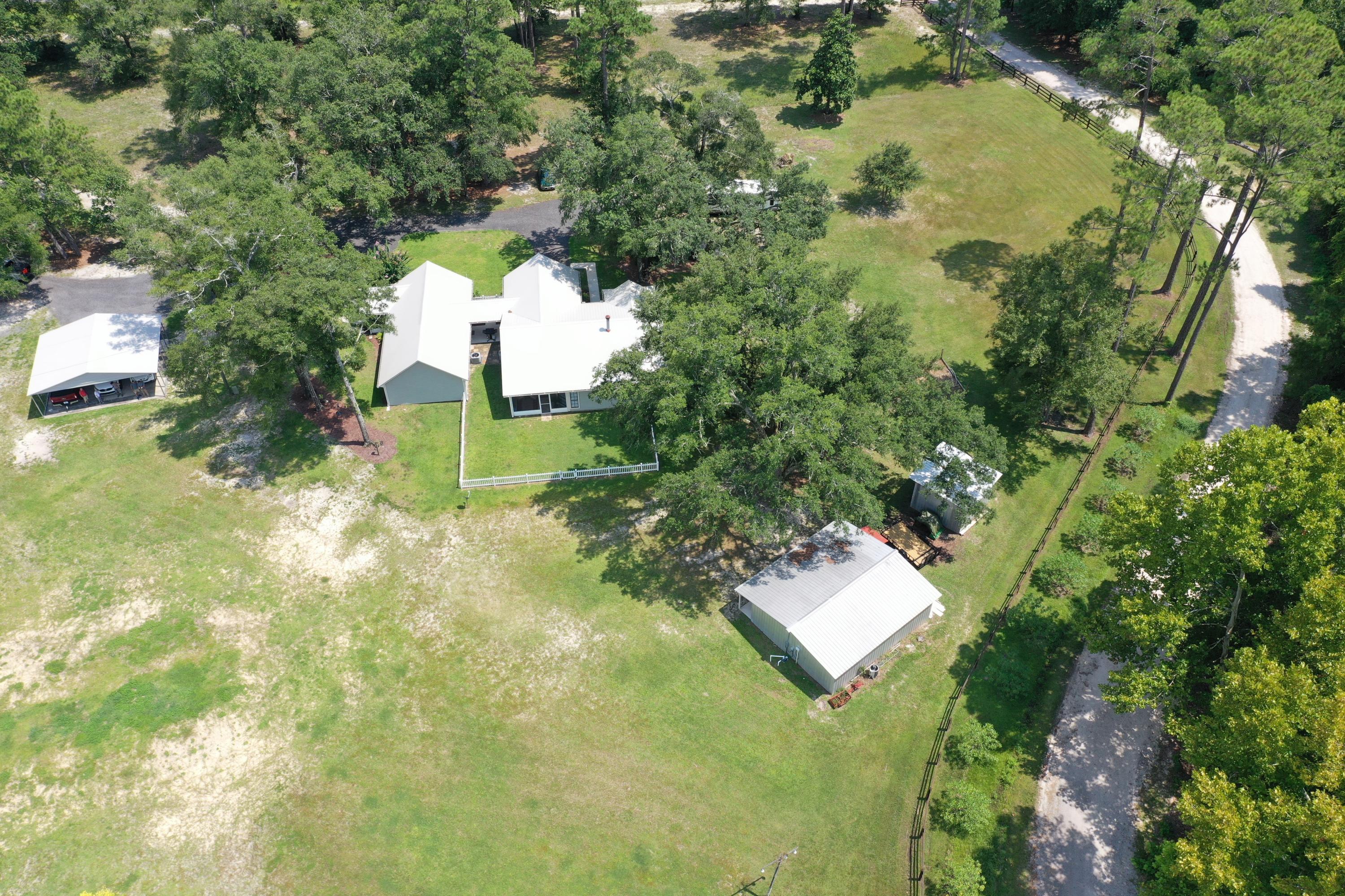 NO RECORDED SUBDIVISION - Residential