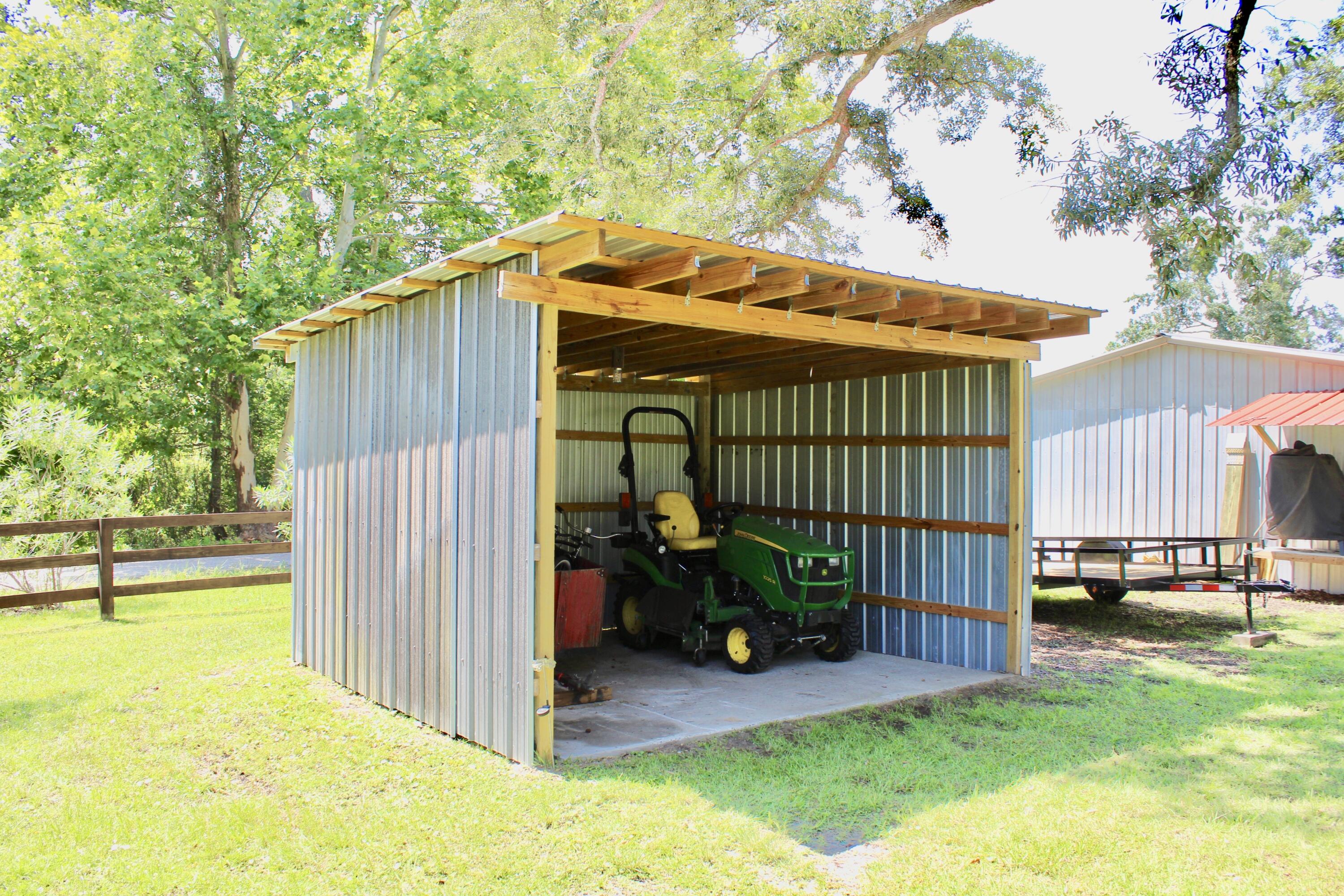 NO RECORDED SUBDIVISION - Residential