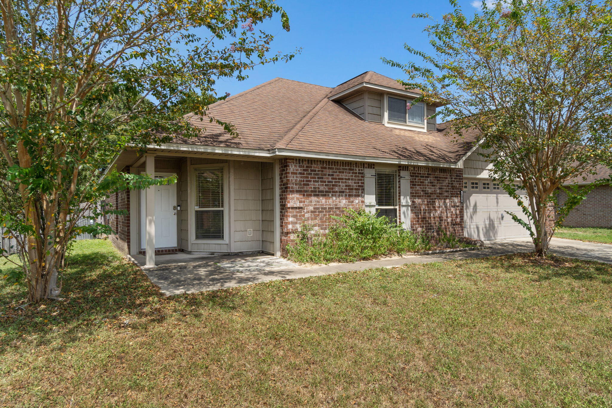 LEE FARMS PH II - Residential Lease