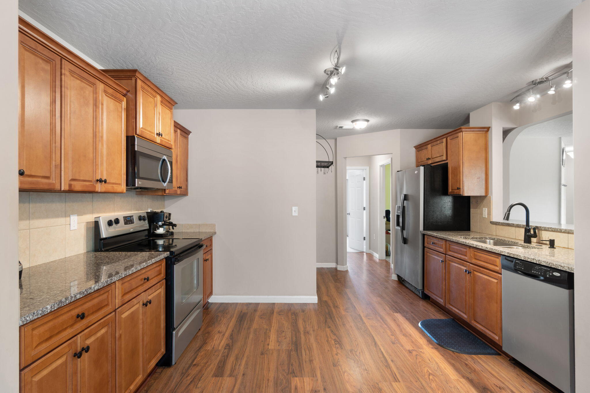 LEE FARMS PH II - Residential Lease