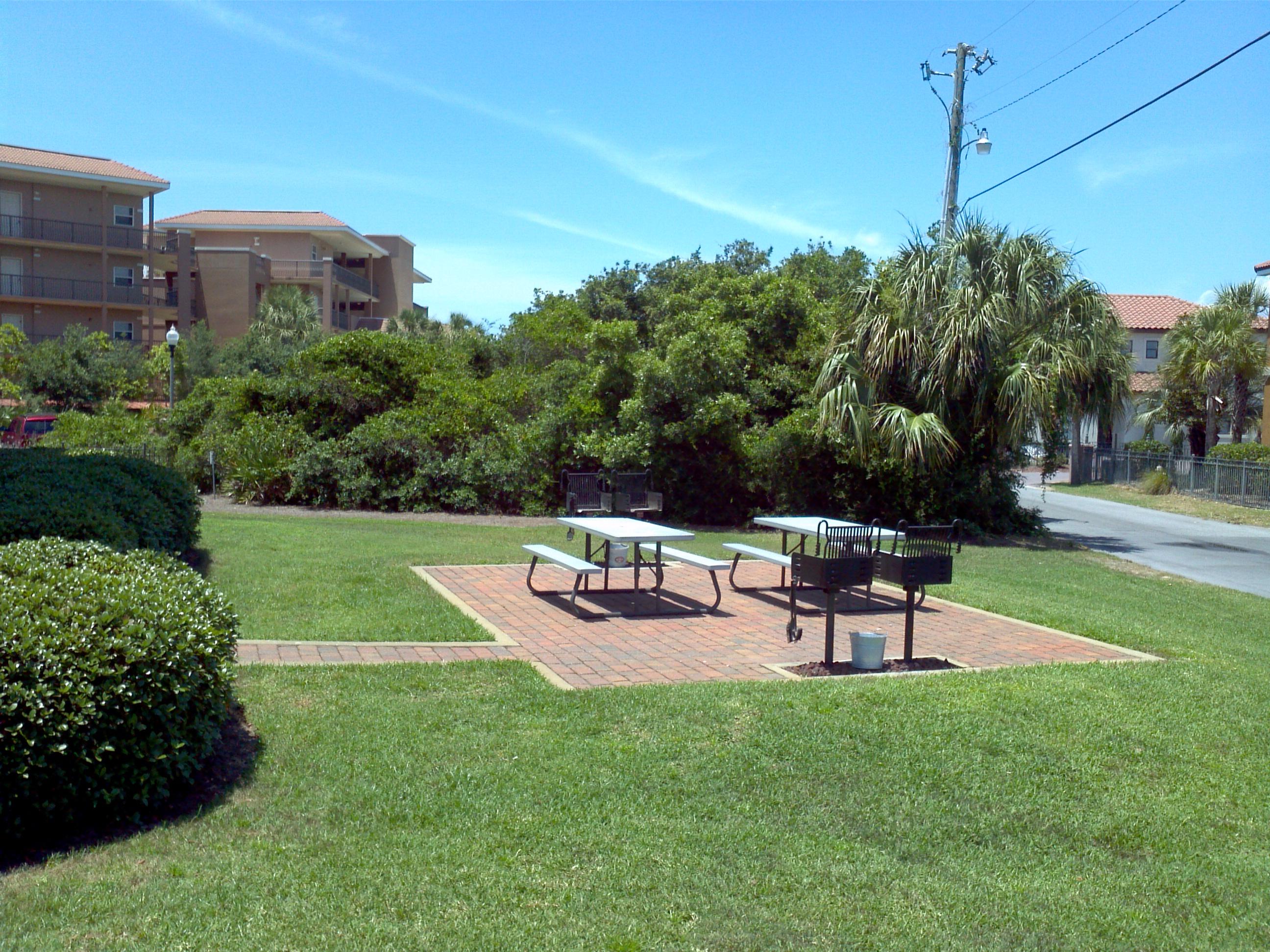 CIBONEY CONDO - Residential