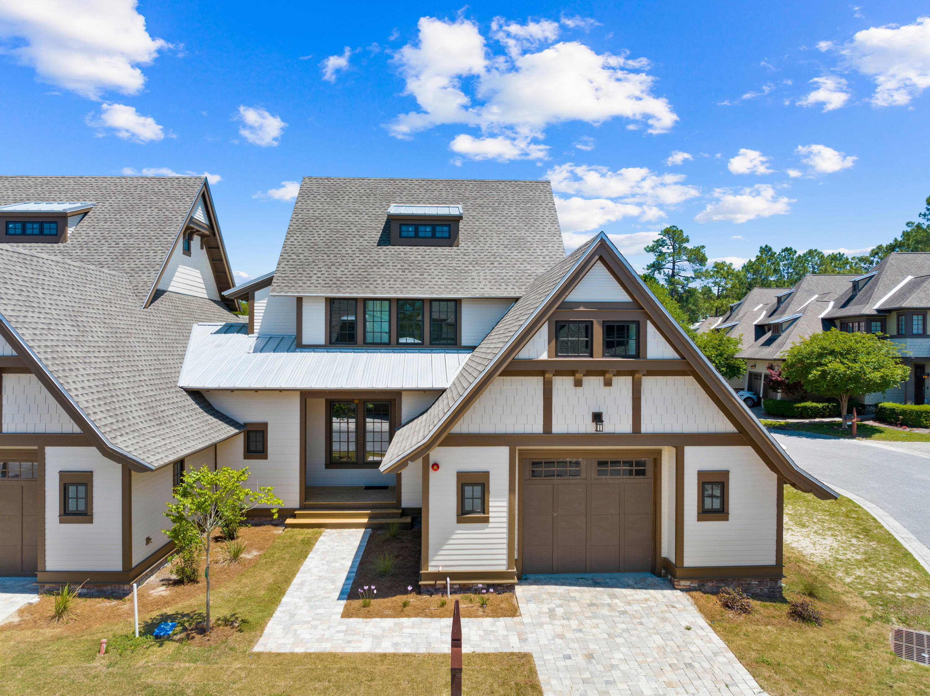 WILD HERON - Residential