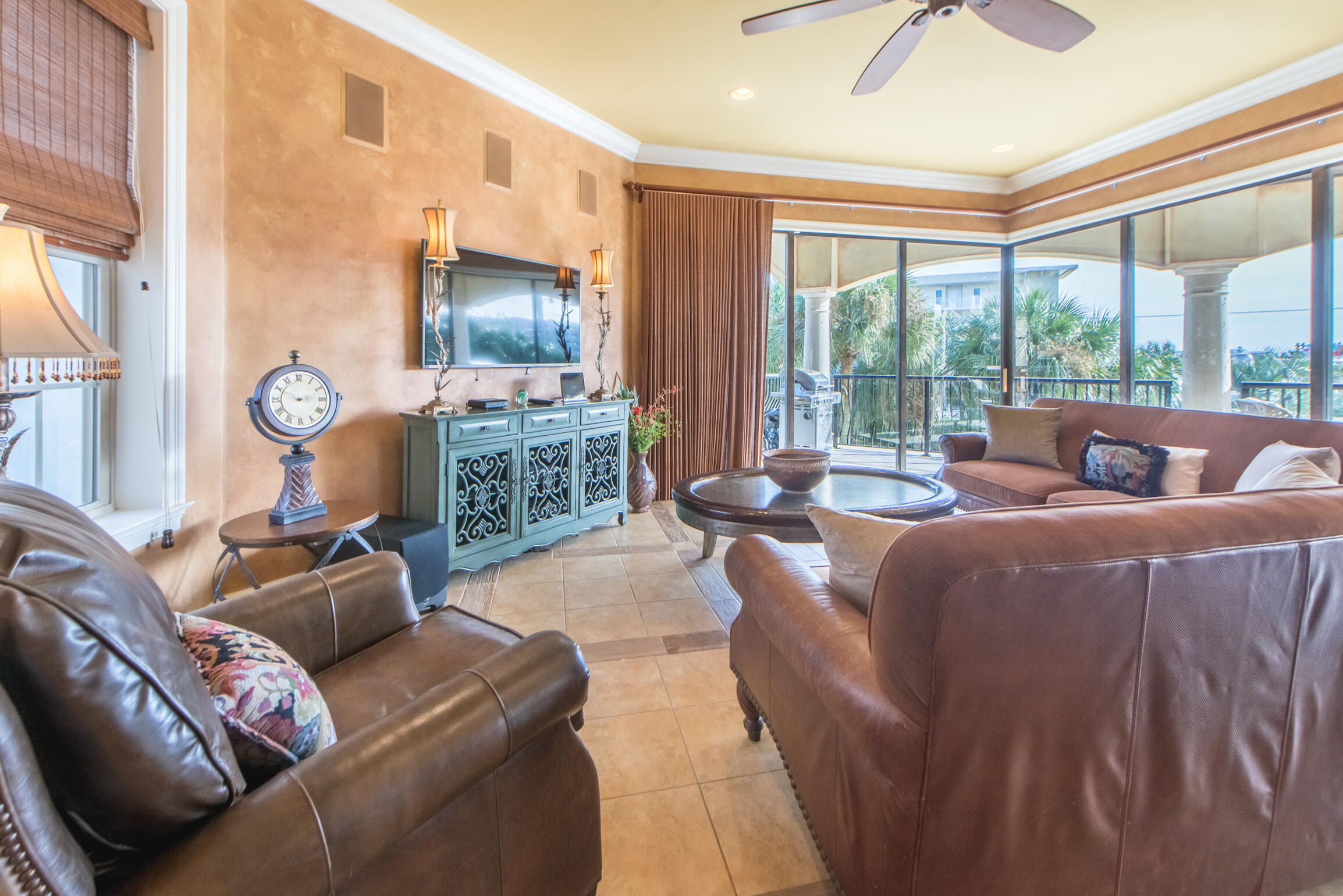 SAINT TROPEZ - Residential