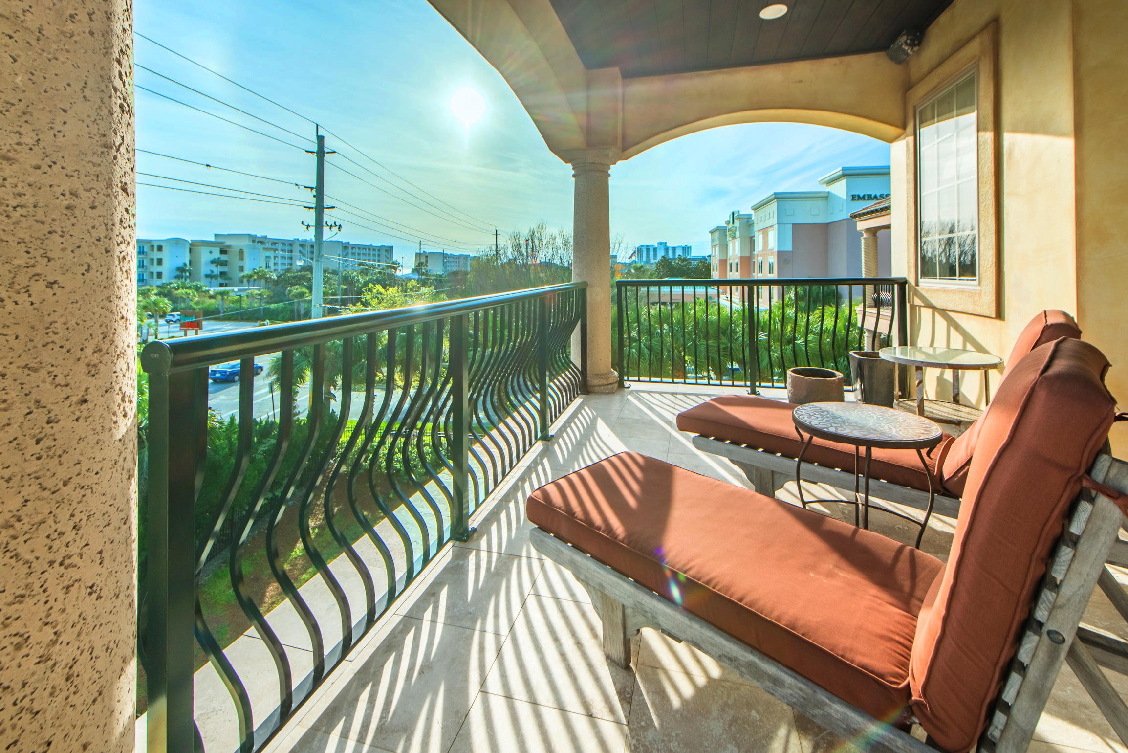 SAINT TROPEZ - Residential