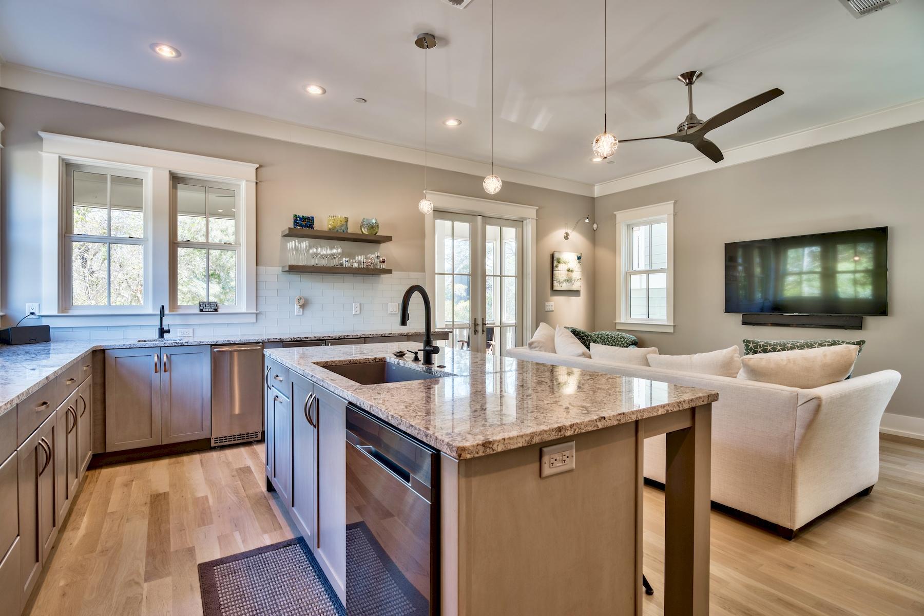 DRAPER LAKE COASTAL VILLAGE - Residential