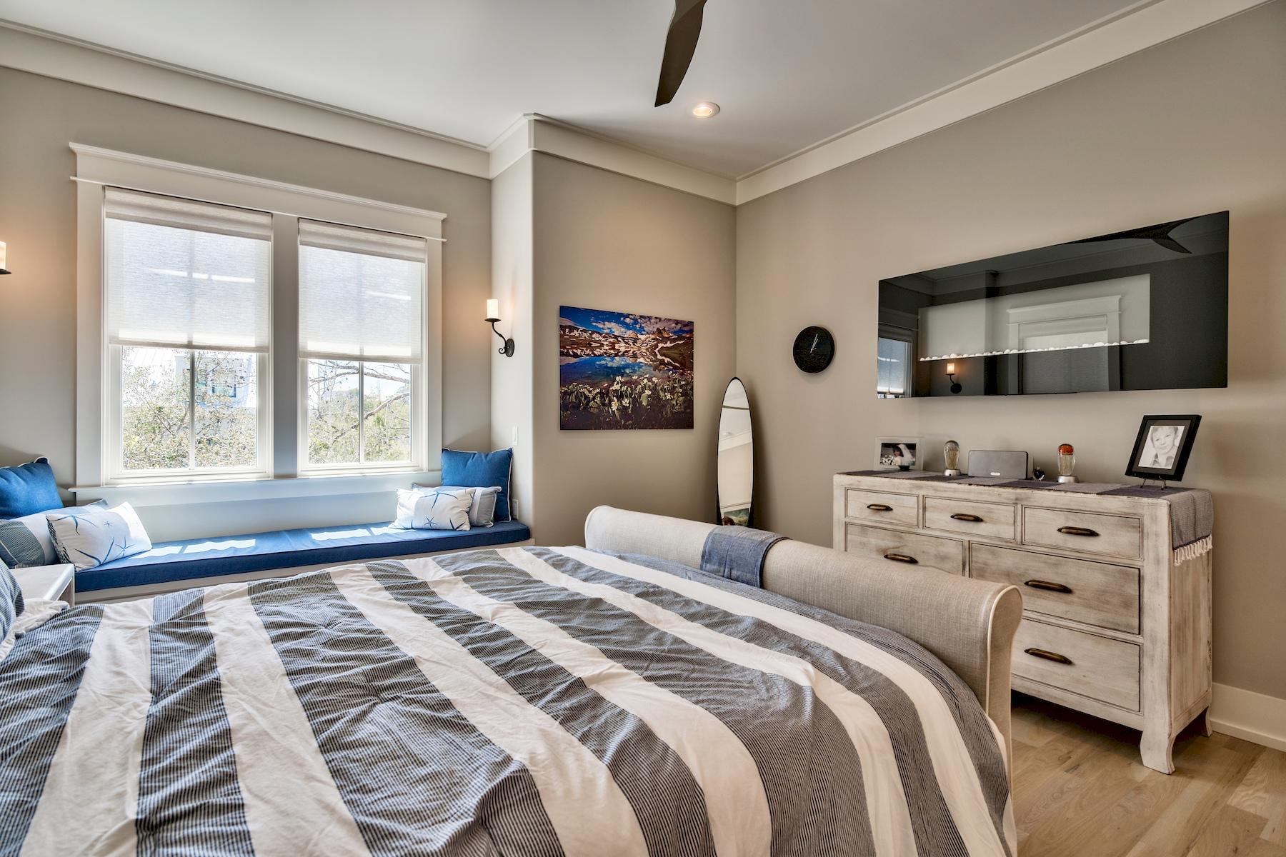 DRAPER LAKE COASTAL VILLAGE - Residential