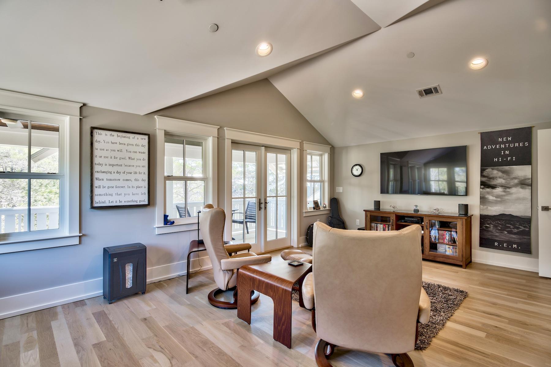 DRAPER LAKE COASTAL VILLAGE - Residential