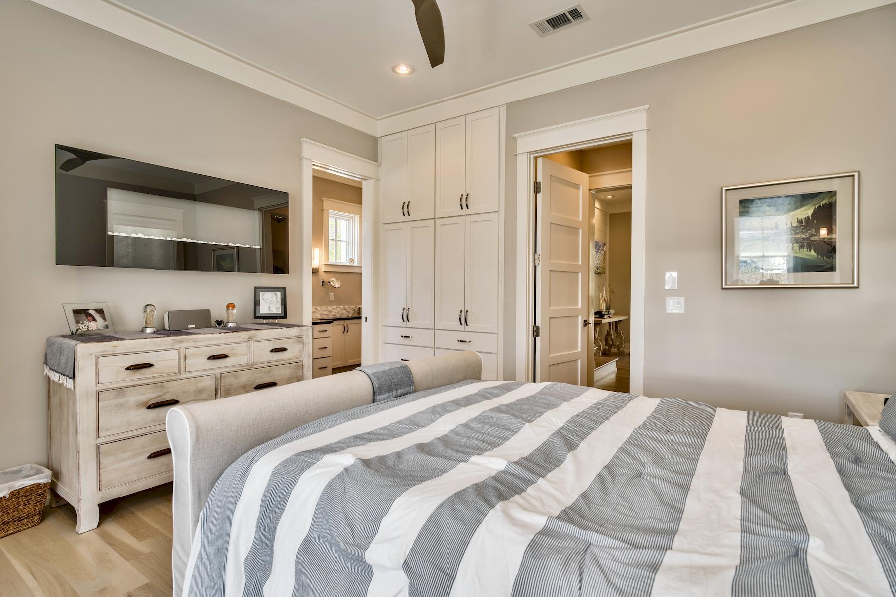 DRAPER LAKE COASTAL VILLAGE - Residential