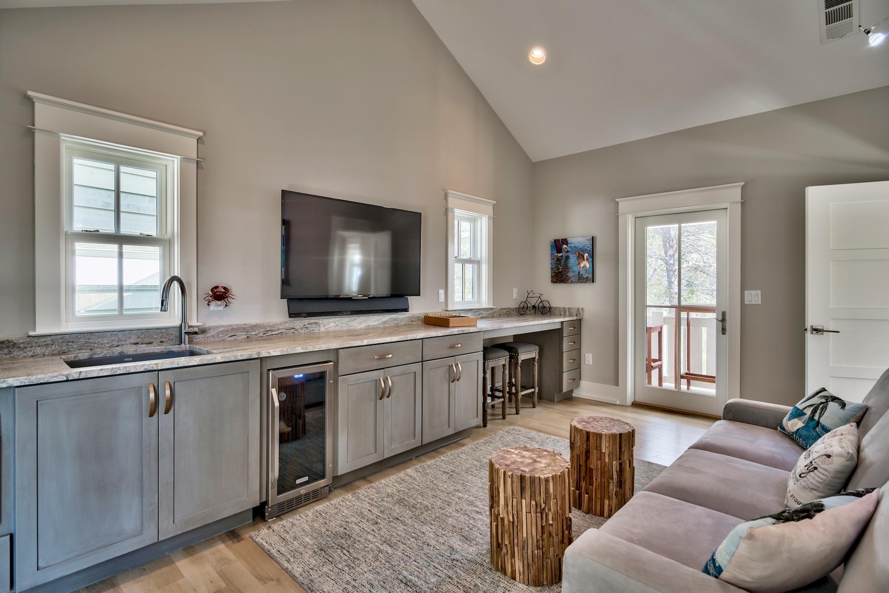 DRAPER LAKE COASTAL VILLAGE - Residential