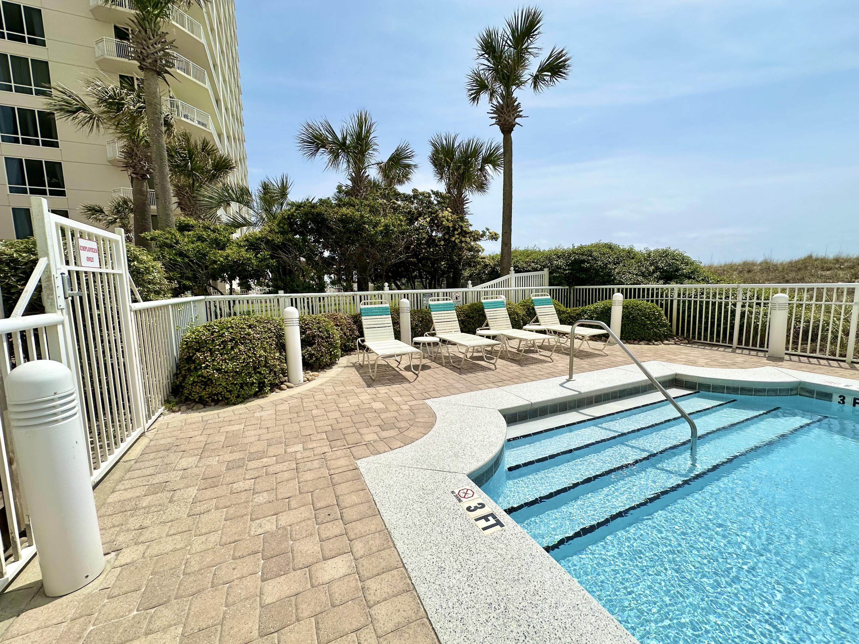 CARIBBEAN RESORT. NAVARRE BEACH - Residential