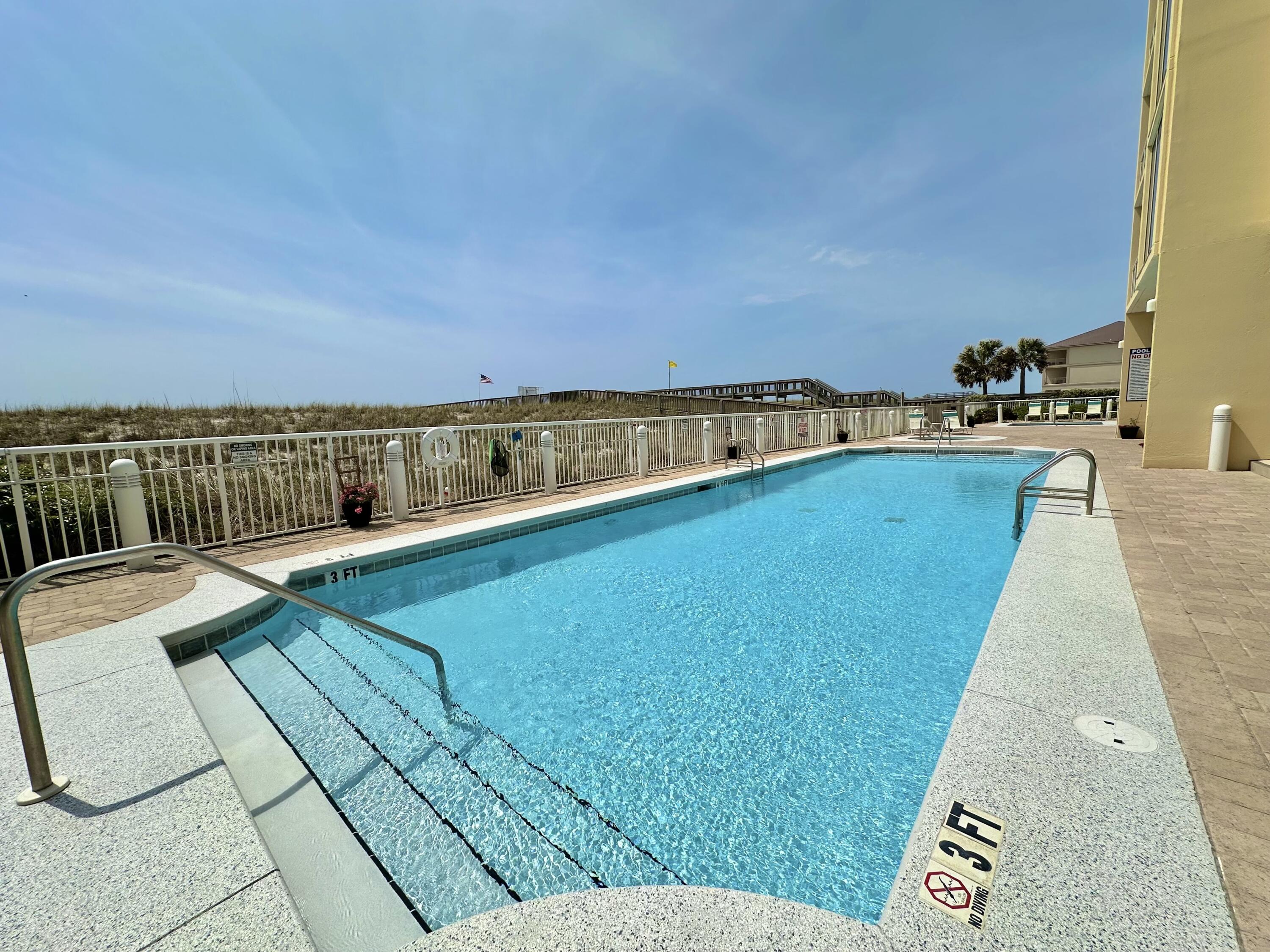 CARIBBEAN RESORT. NAVARRE BEACH - Residential