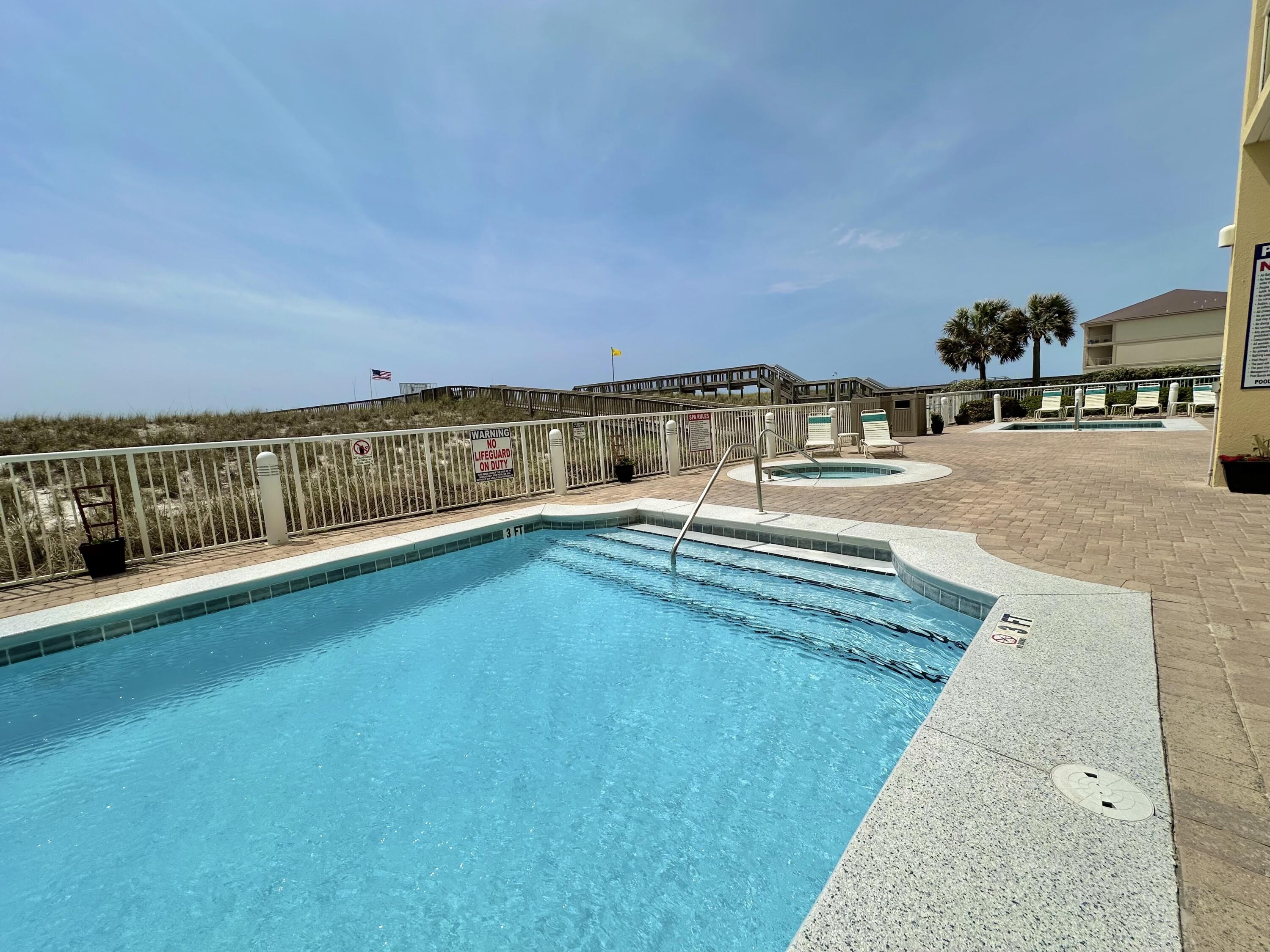 CARIBBEAN RESORT. NAVARRE BEACH - Residential