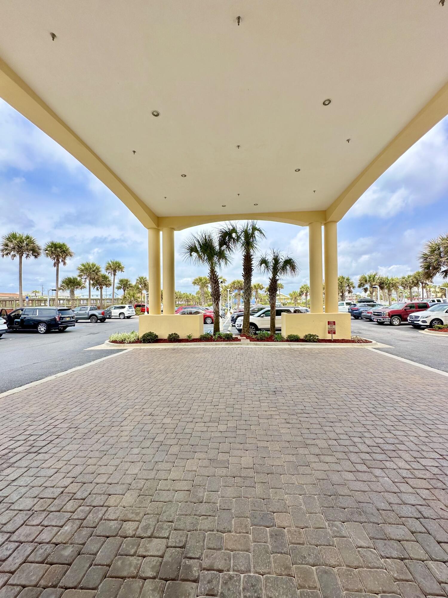 CARIBBEAN RESORT. NAVARRE BEACH - Residential