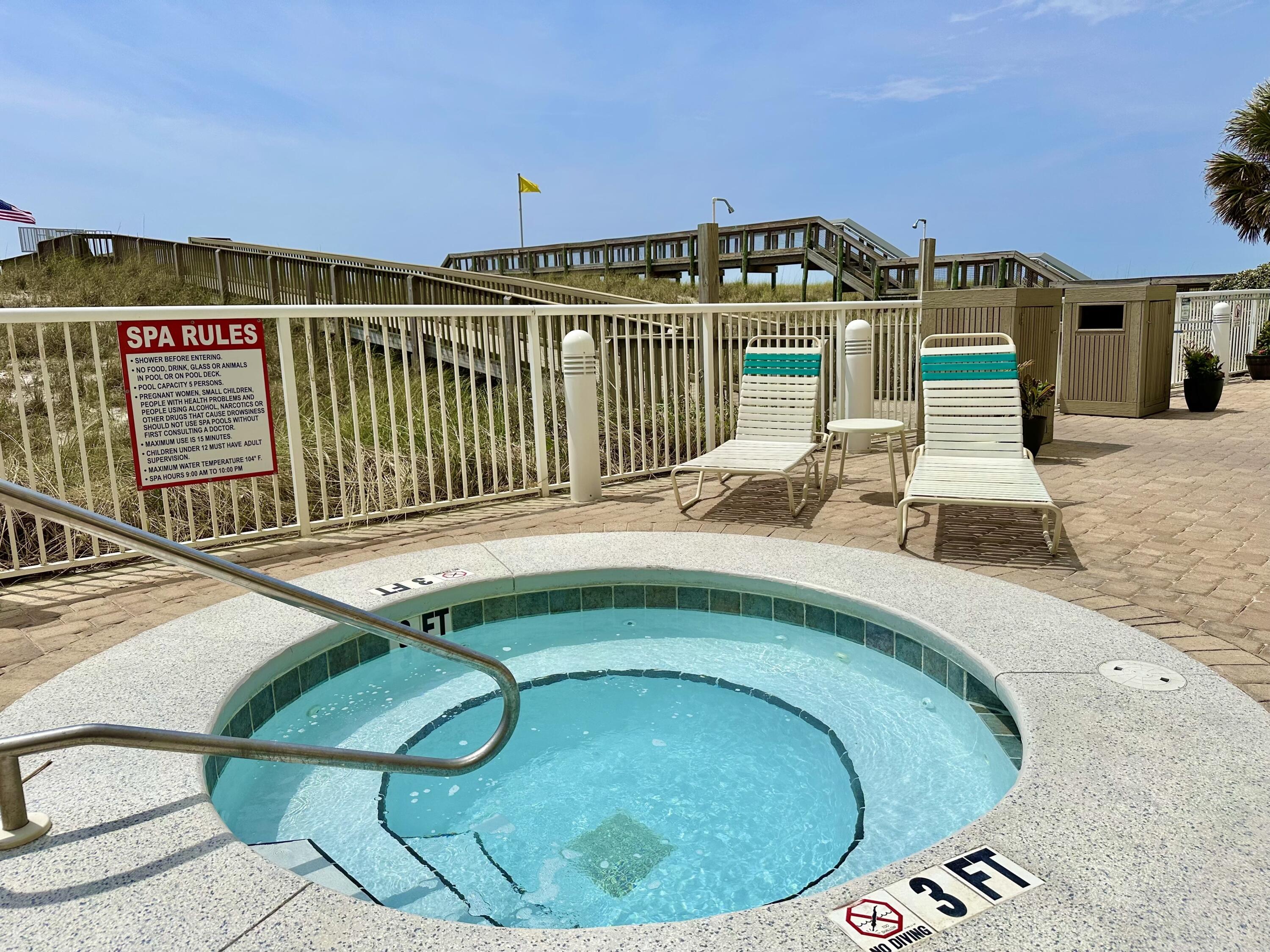 CARIBBEAN RESORT. NAVARRE BEACH - Residential