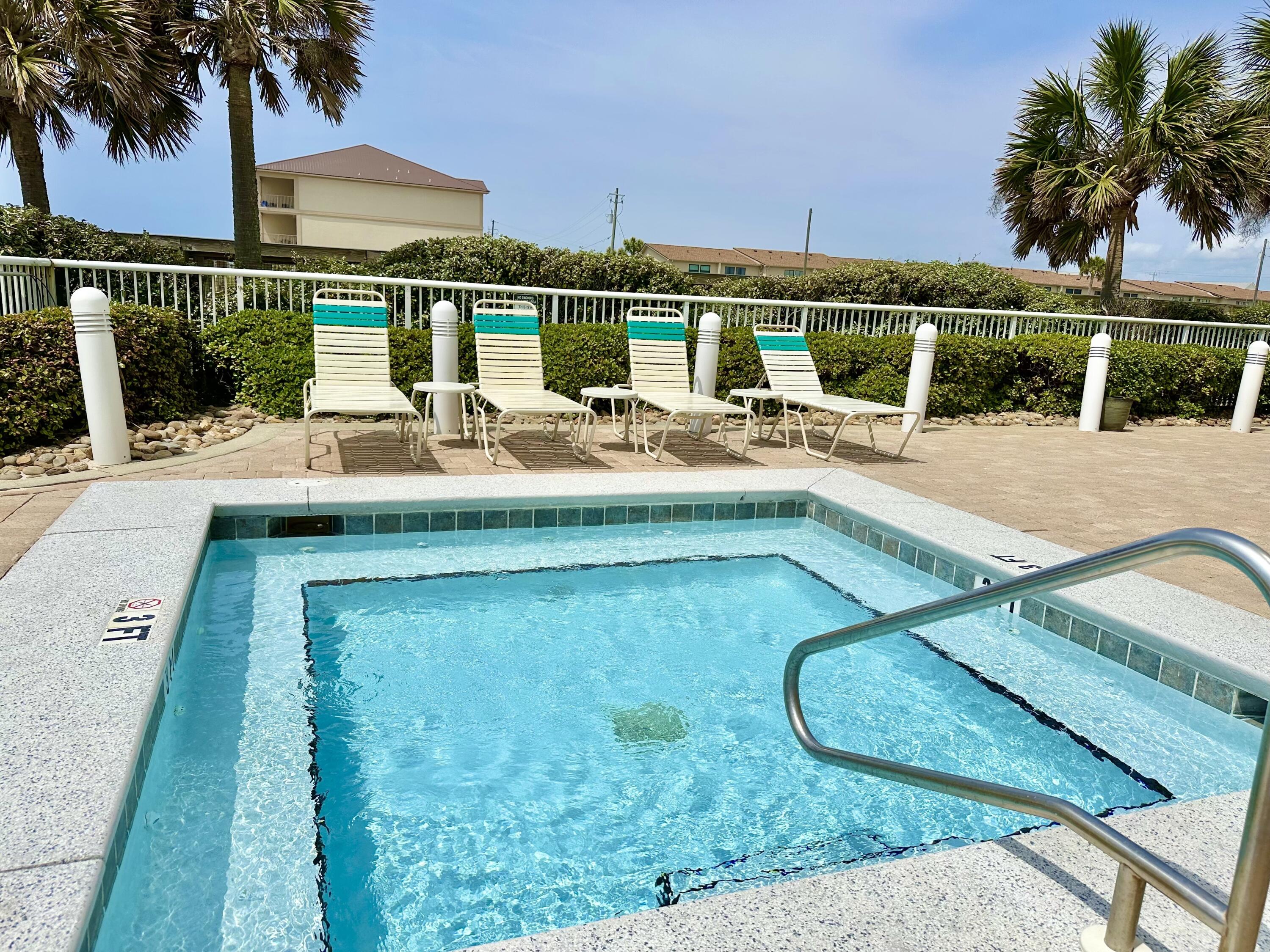 CARIBBEAN RESORT. NAVARRE BEACH - Residential