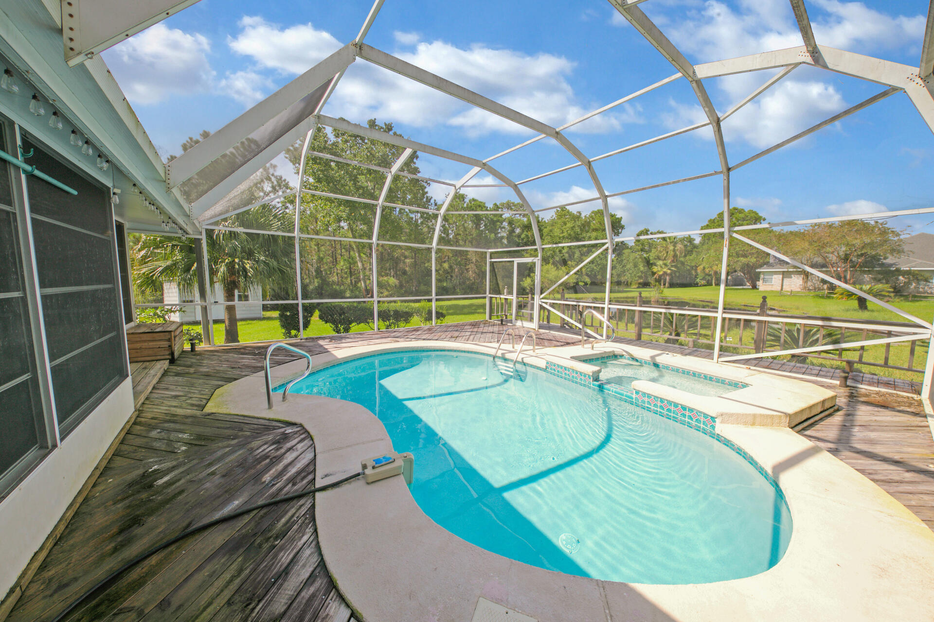 PARISH POINT - Residential