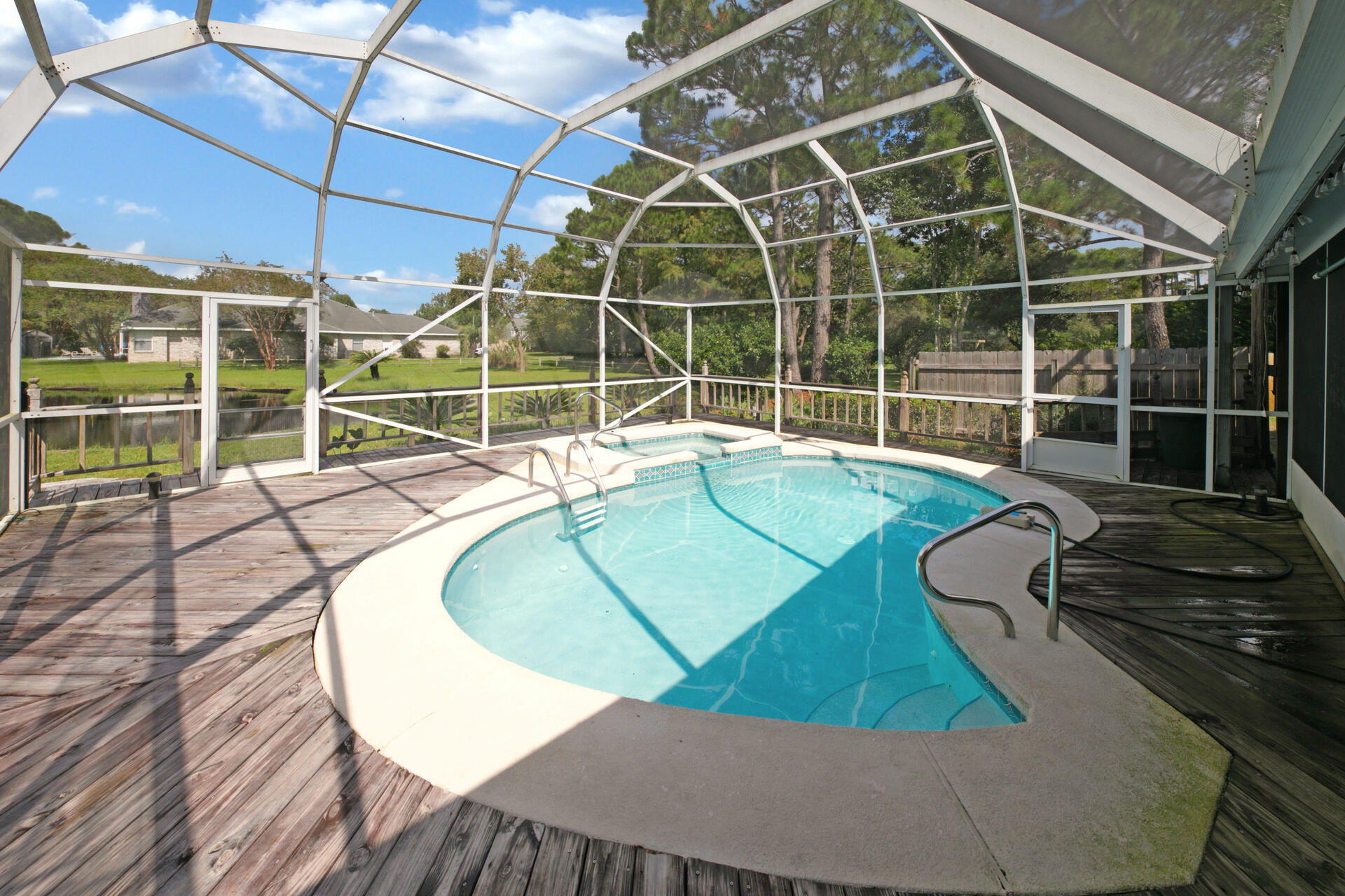 PARISH POINT - Residential