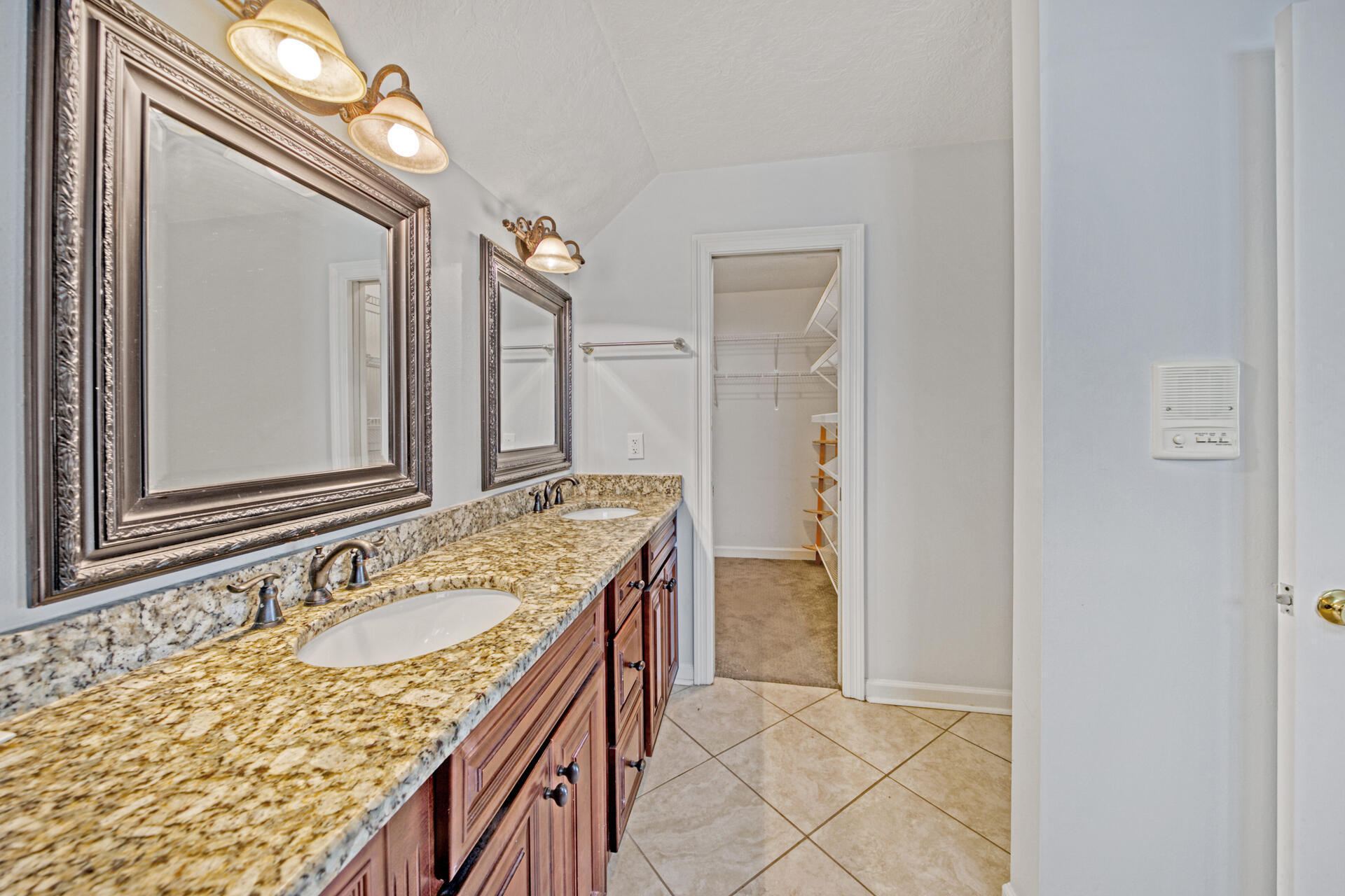 PARISH POINT - Residential