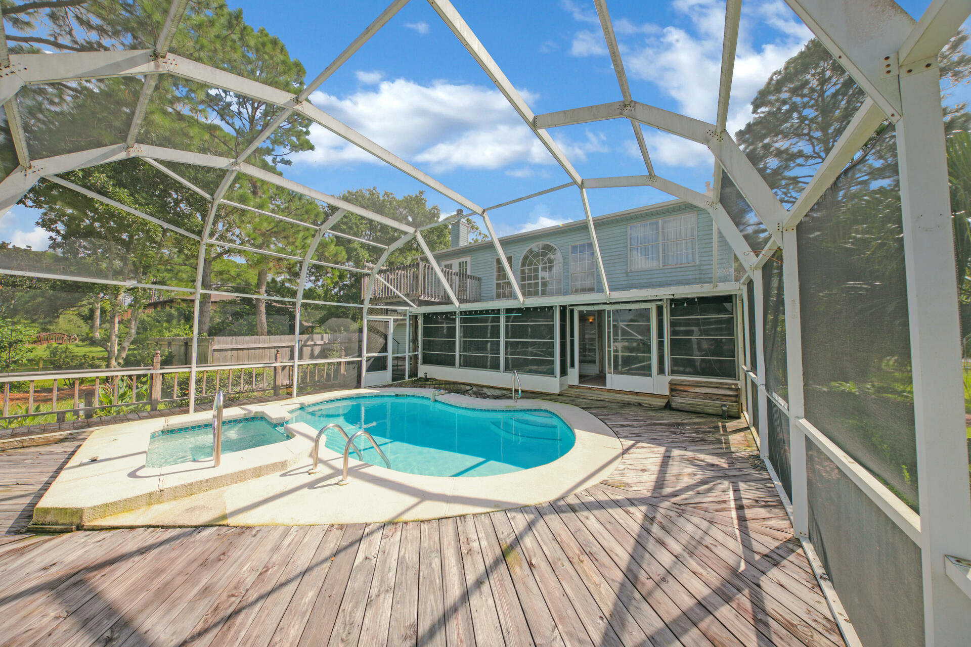 PARISH POINT - Residential