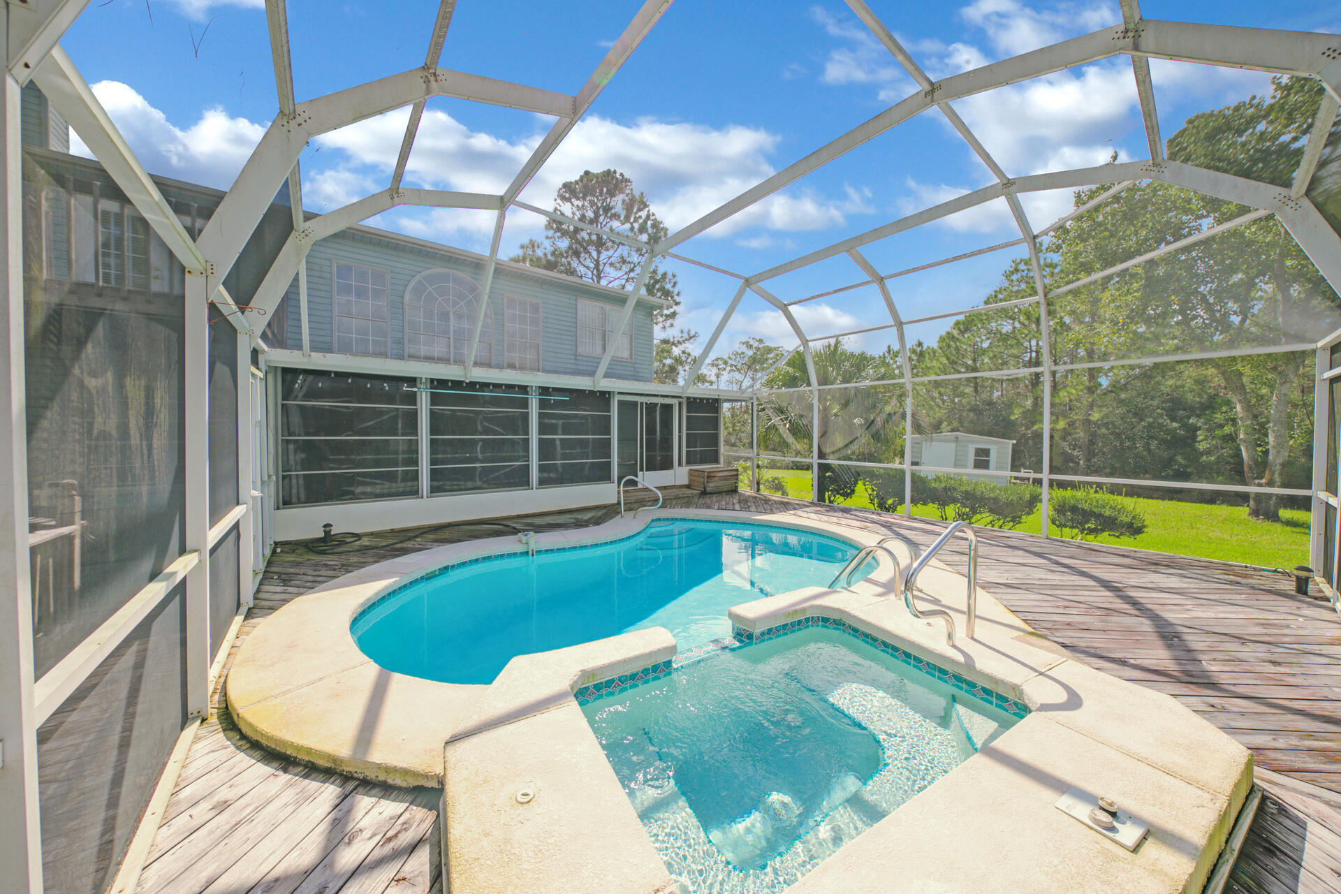 PARISH POINT - Residential