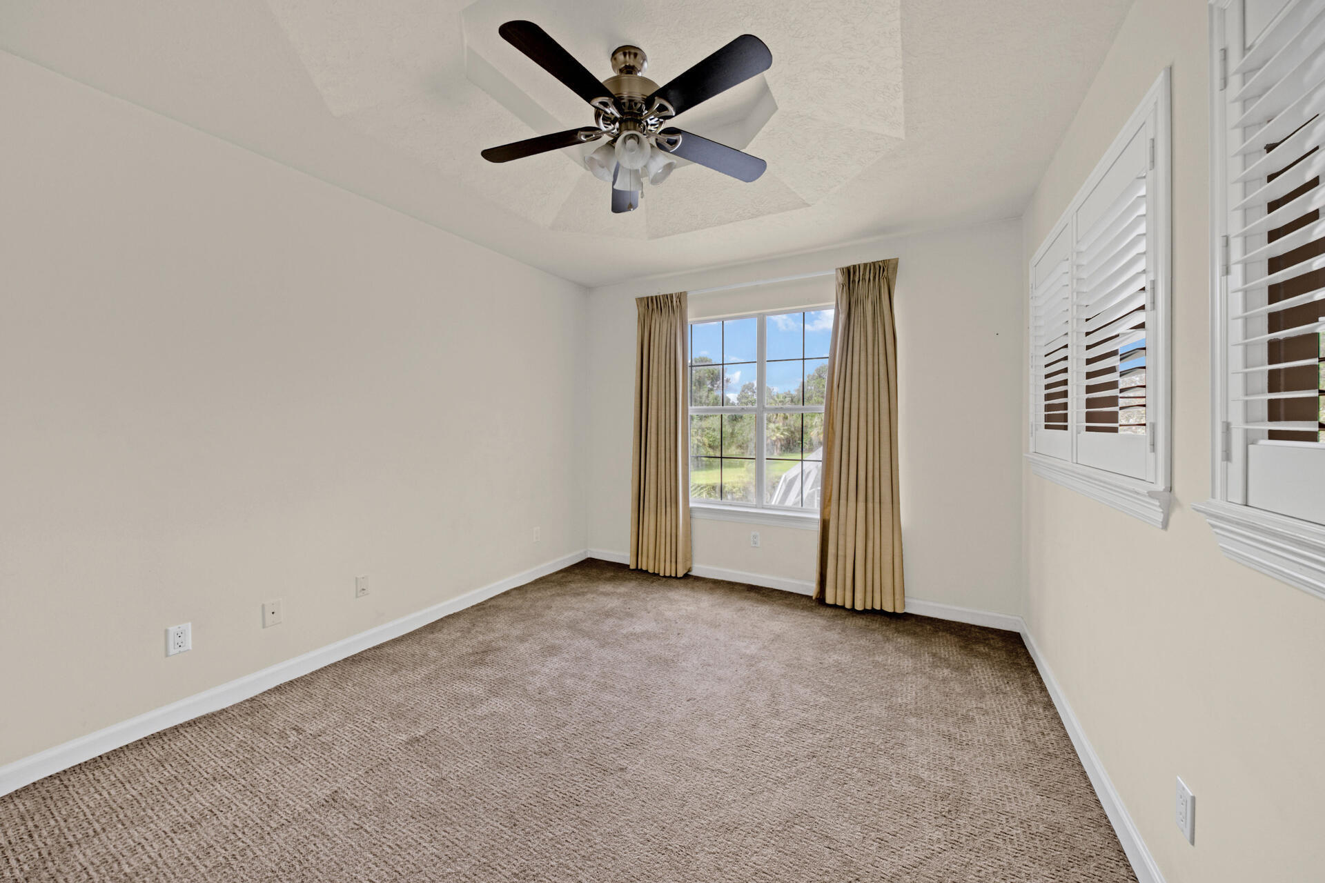 PARISH POINT - Residential