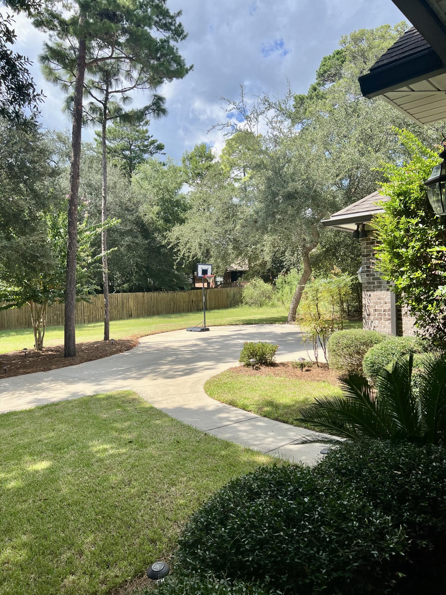 SWIFT CREEK PH VI - Residential