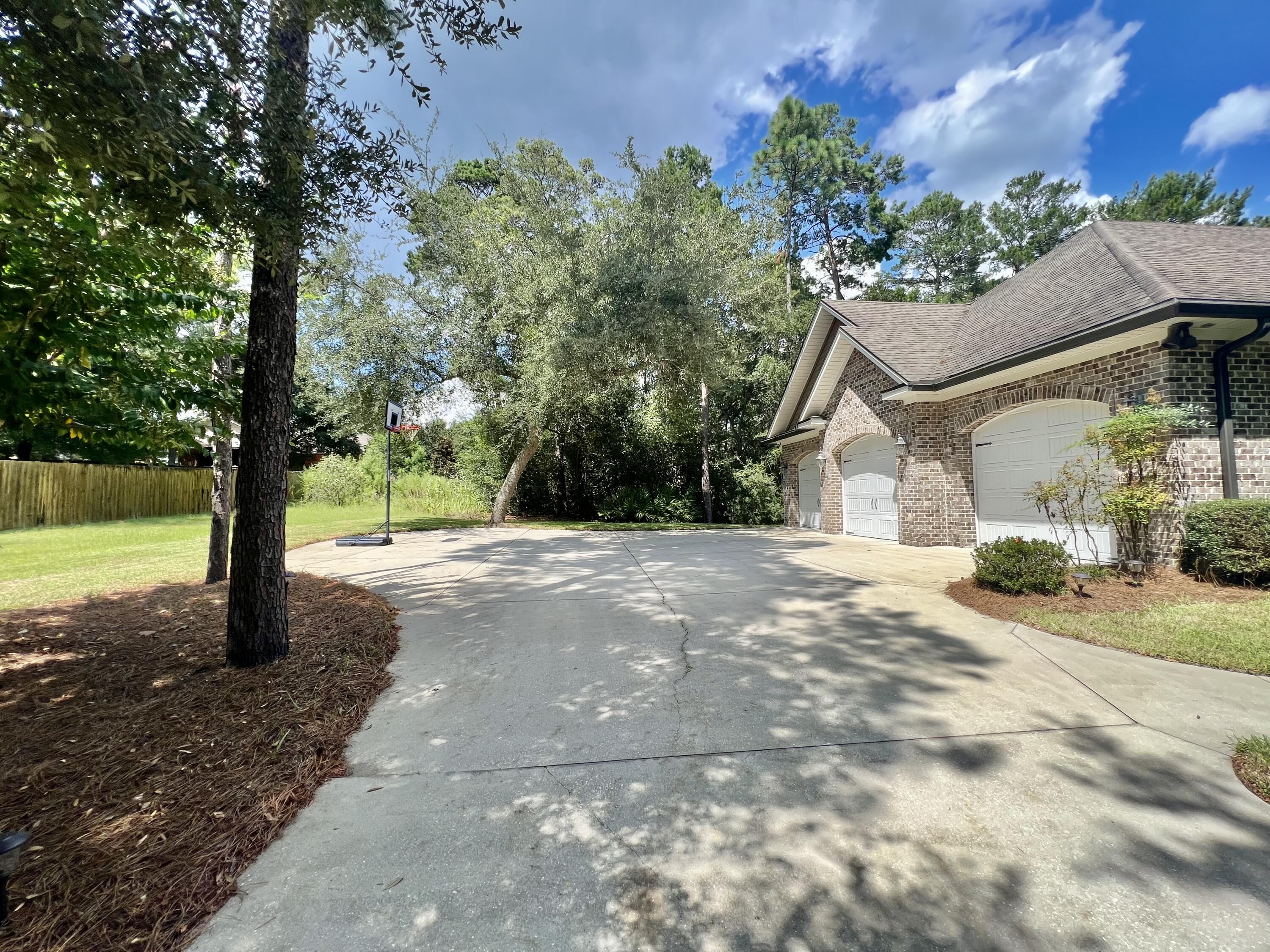 SWIFT CREEK PH VI - Residential