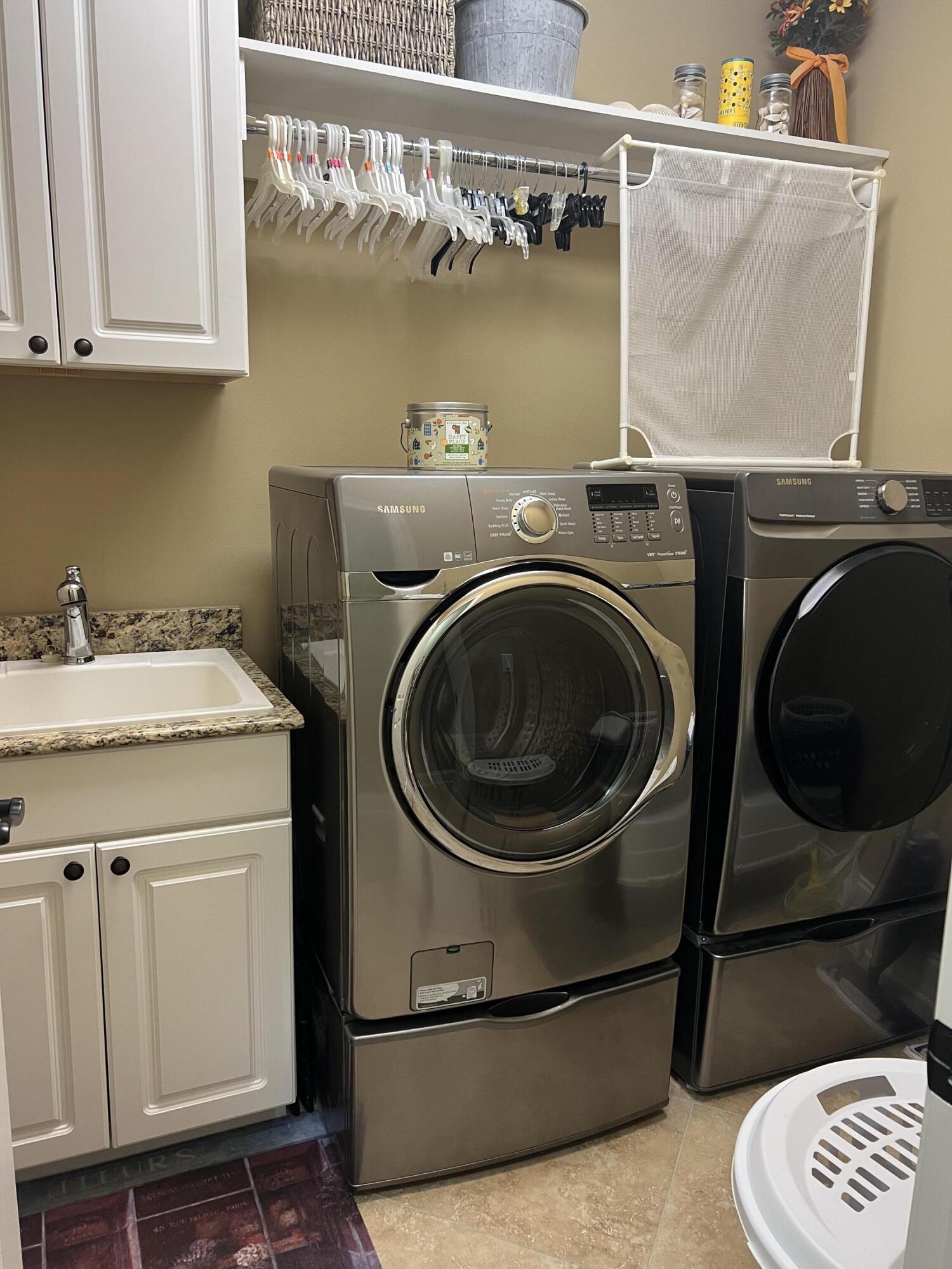 SWIFT CREEK PH VI - Residential