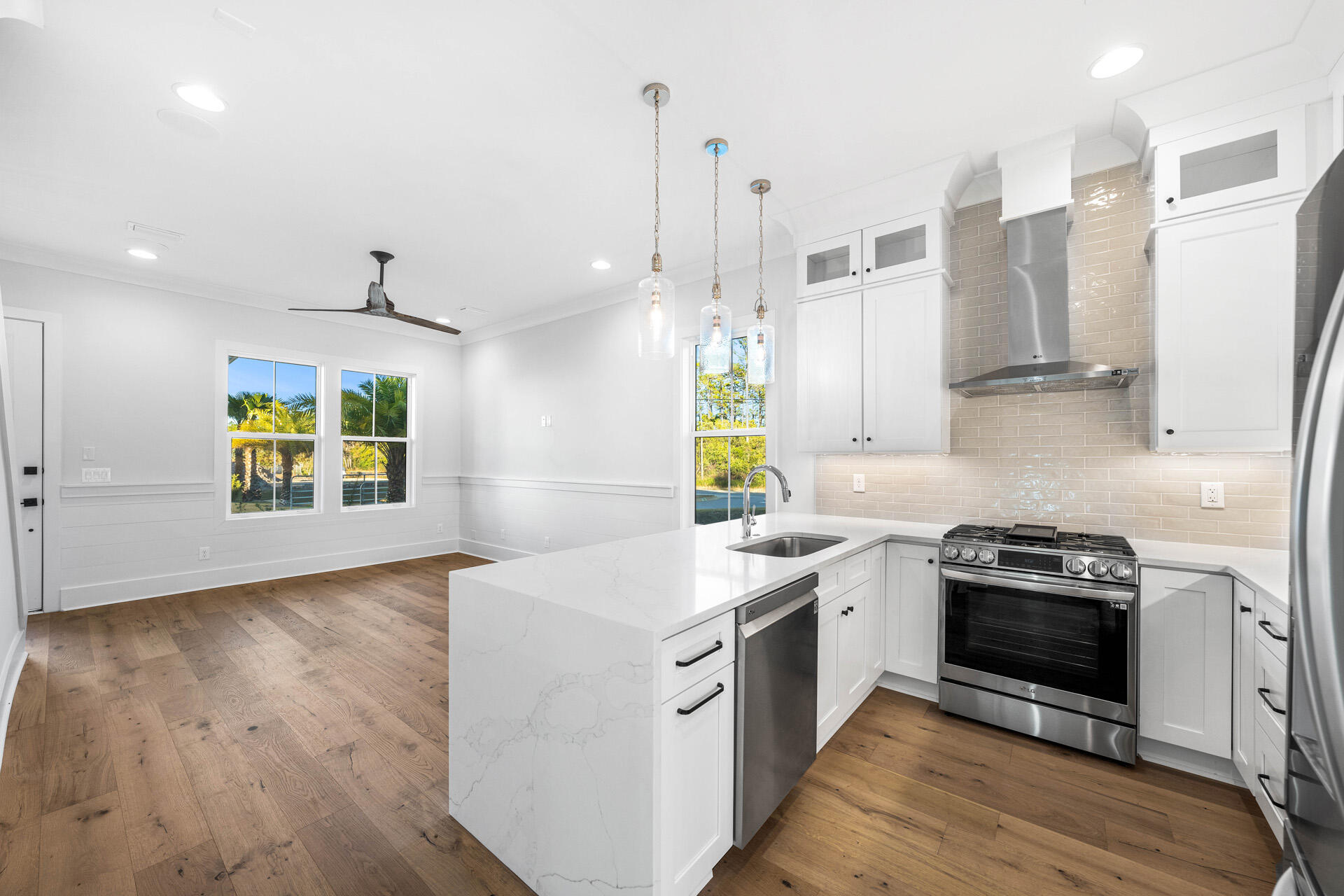 Century 393 - Residential