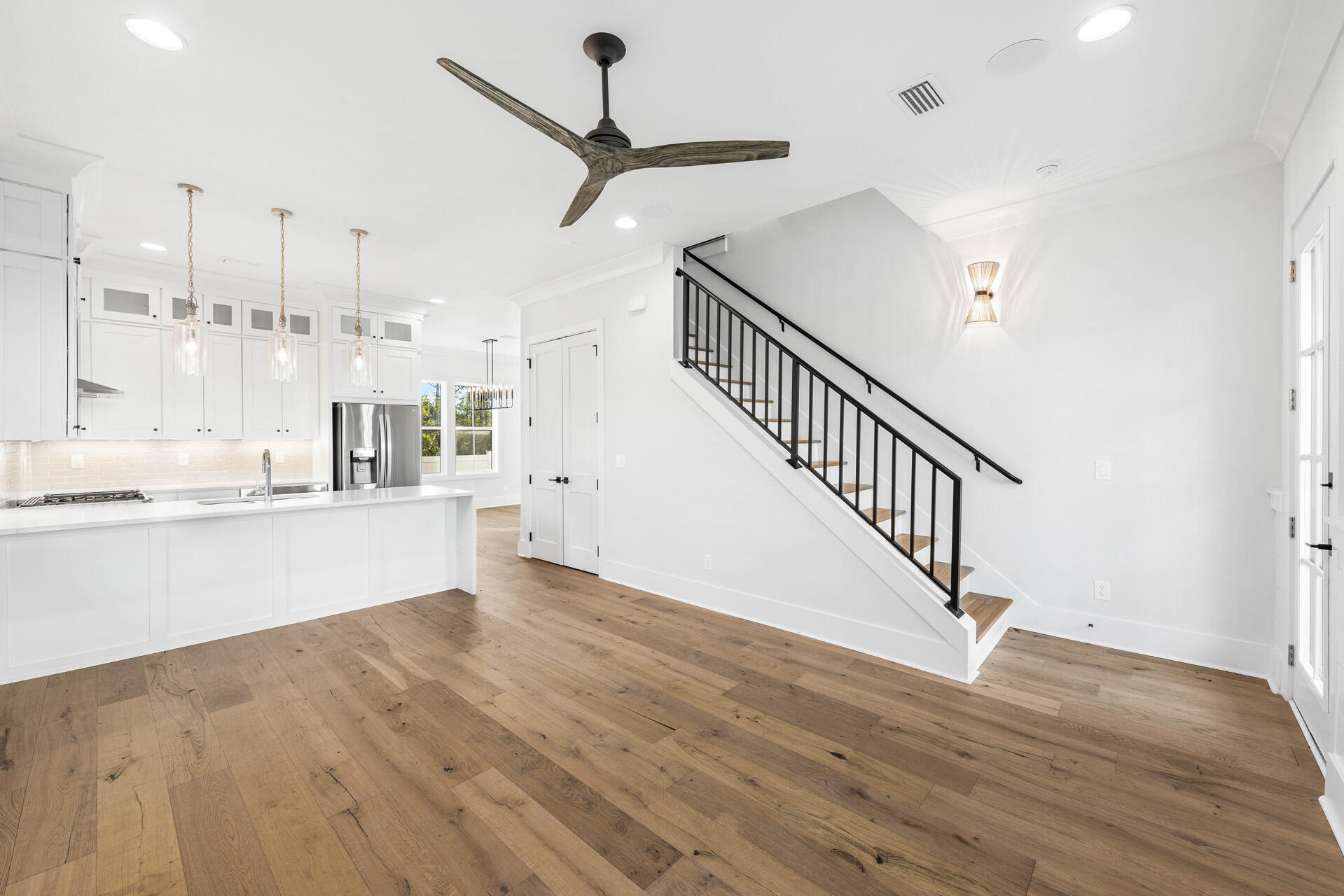 Century 393 - Residential