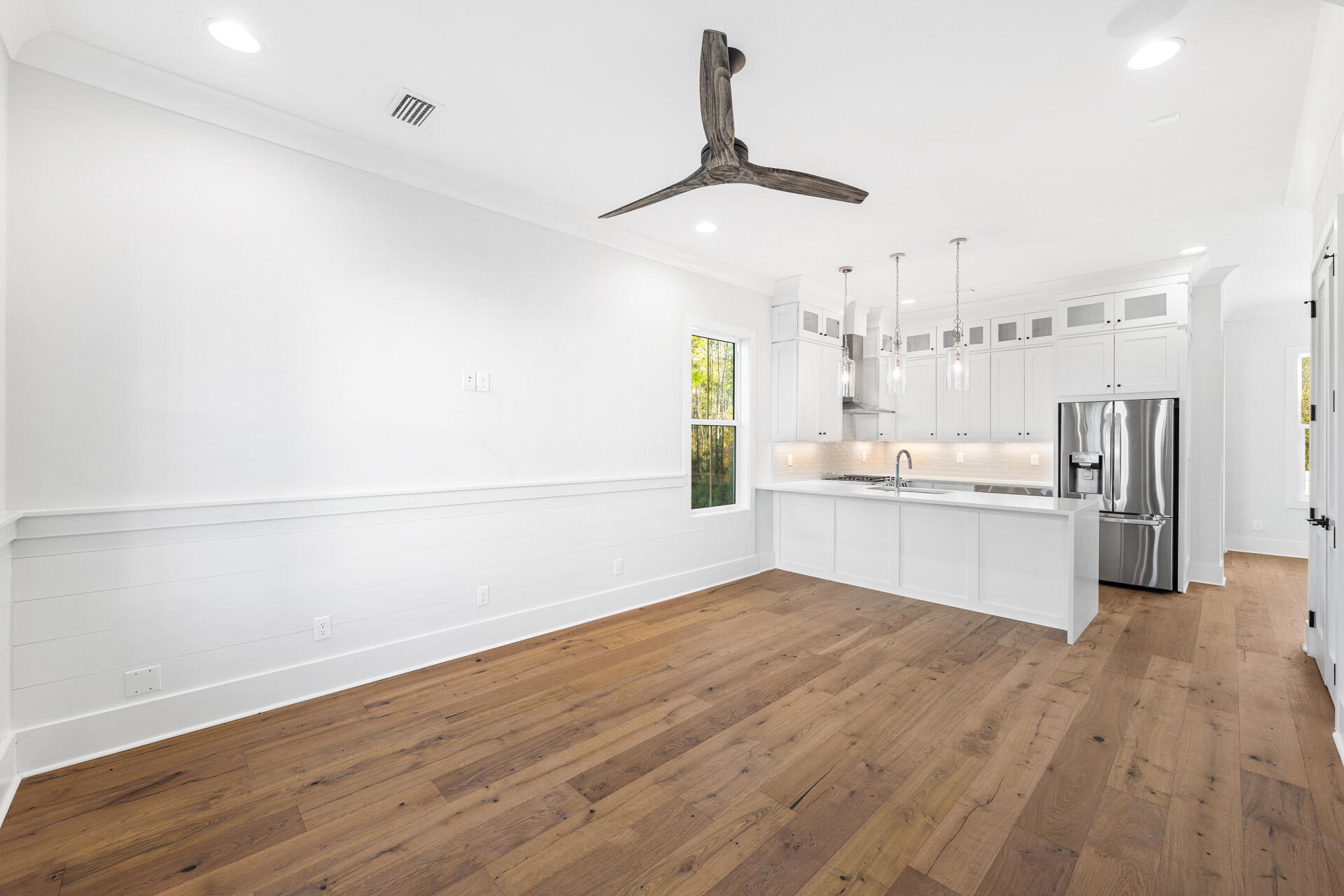 Century 393 - Residential
