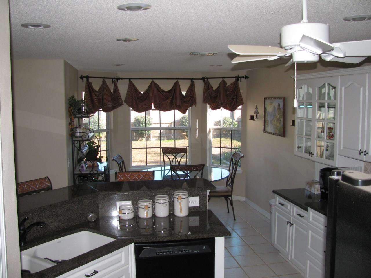 MELISSA OAKS - Residential