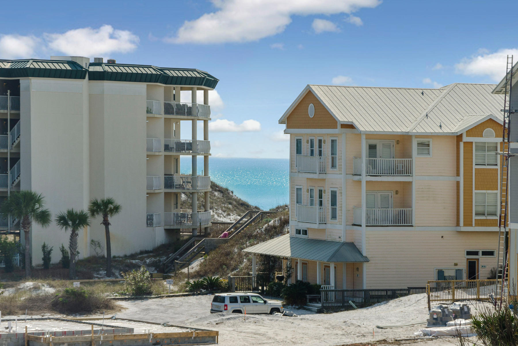 WALK OVER DUNES - Land