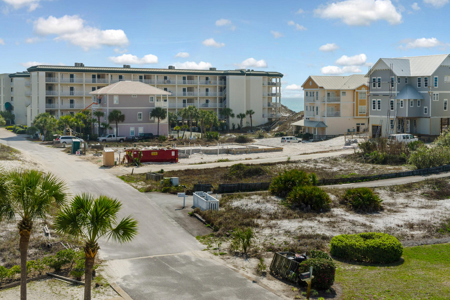 WALK OVER DUNES - Land