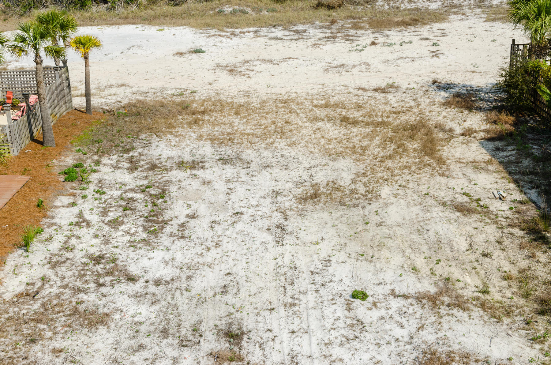 WALK OVER DUNES - Land