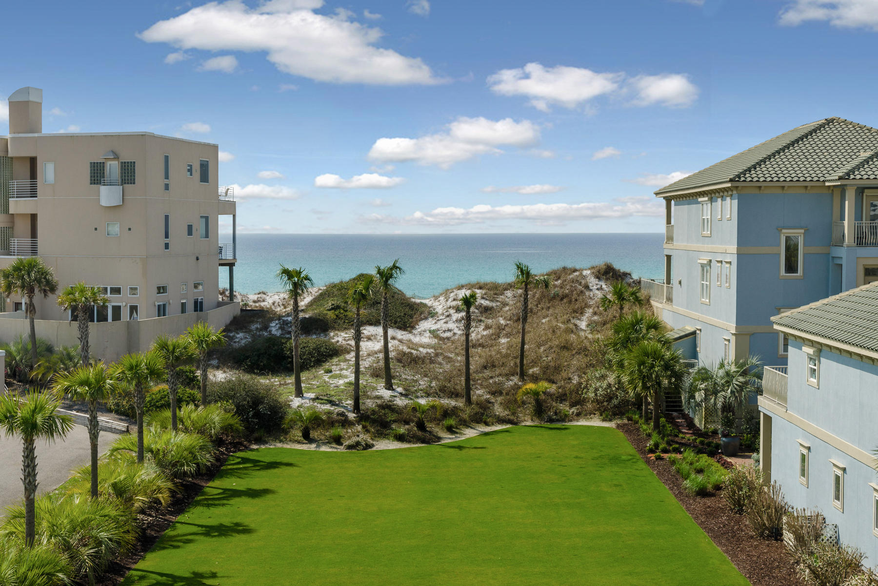 WALK OVER DUNES - Land