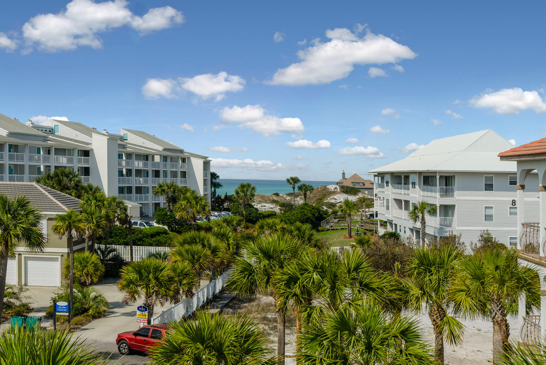 WALK OVER DUNES - Land