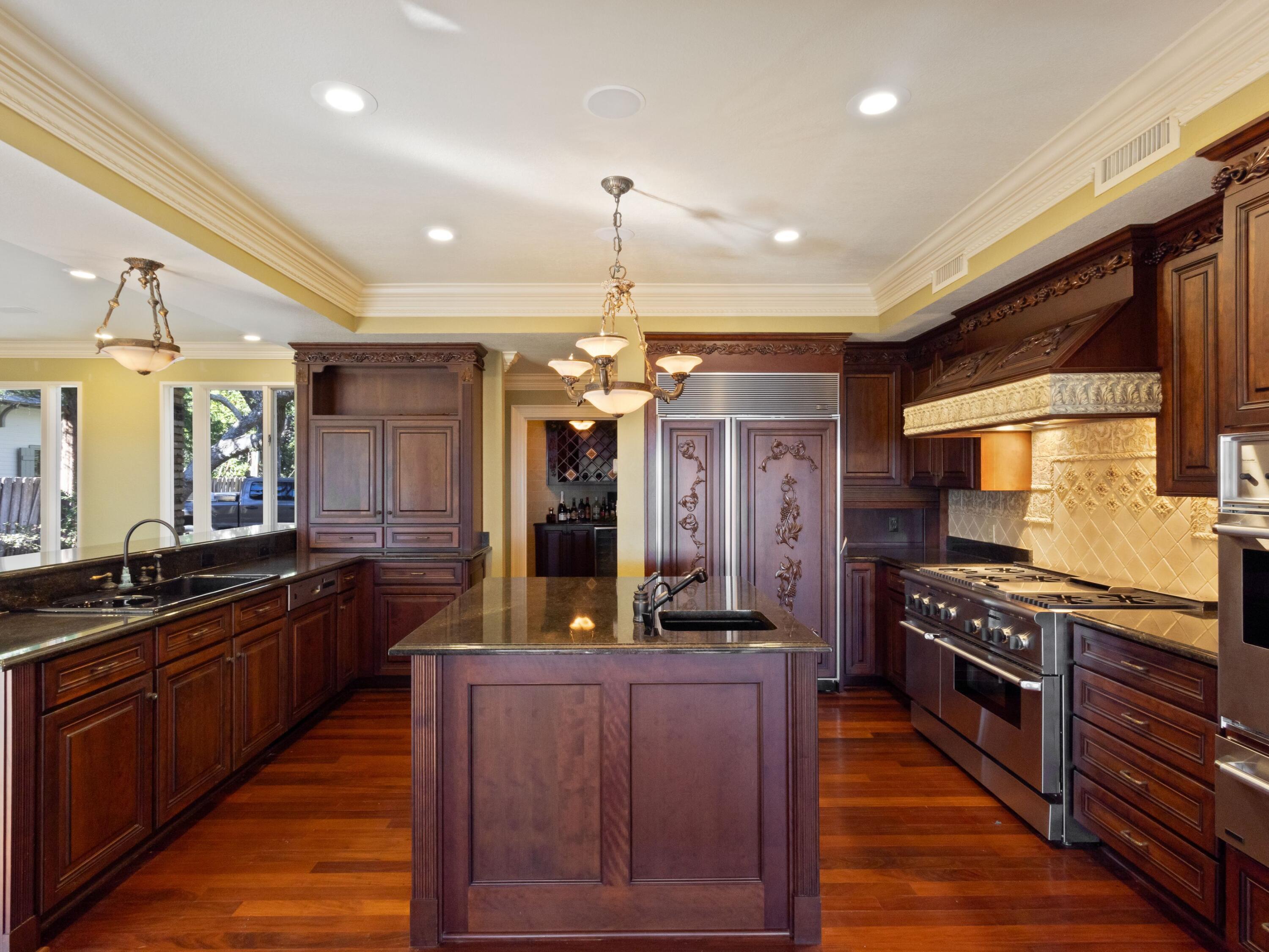 GULFVIEW S/D TO MARY ESTHER - Residential