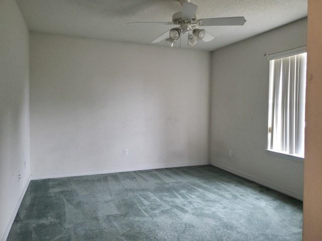 COUNTRYVIEW ESTATES 10TH ADDN - Residential