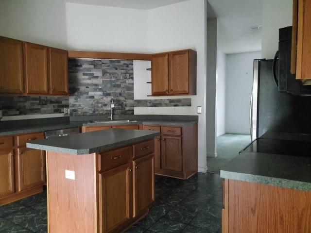 COUNTRYVIEW ESTATES 10TH ADDN - Residential